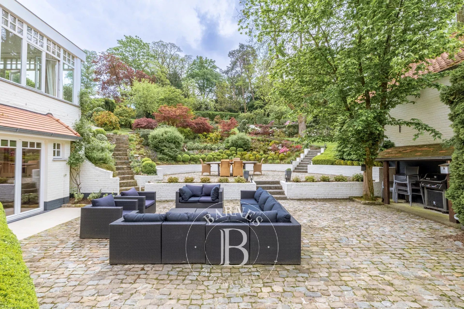 Charming villa in a sought-after neighborhood of Lasne.