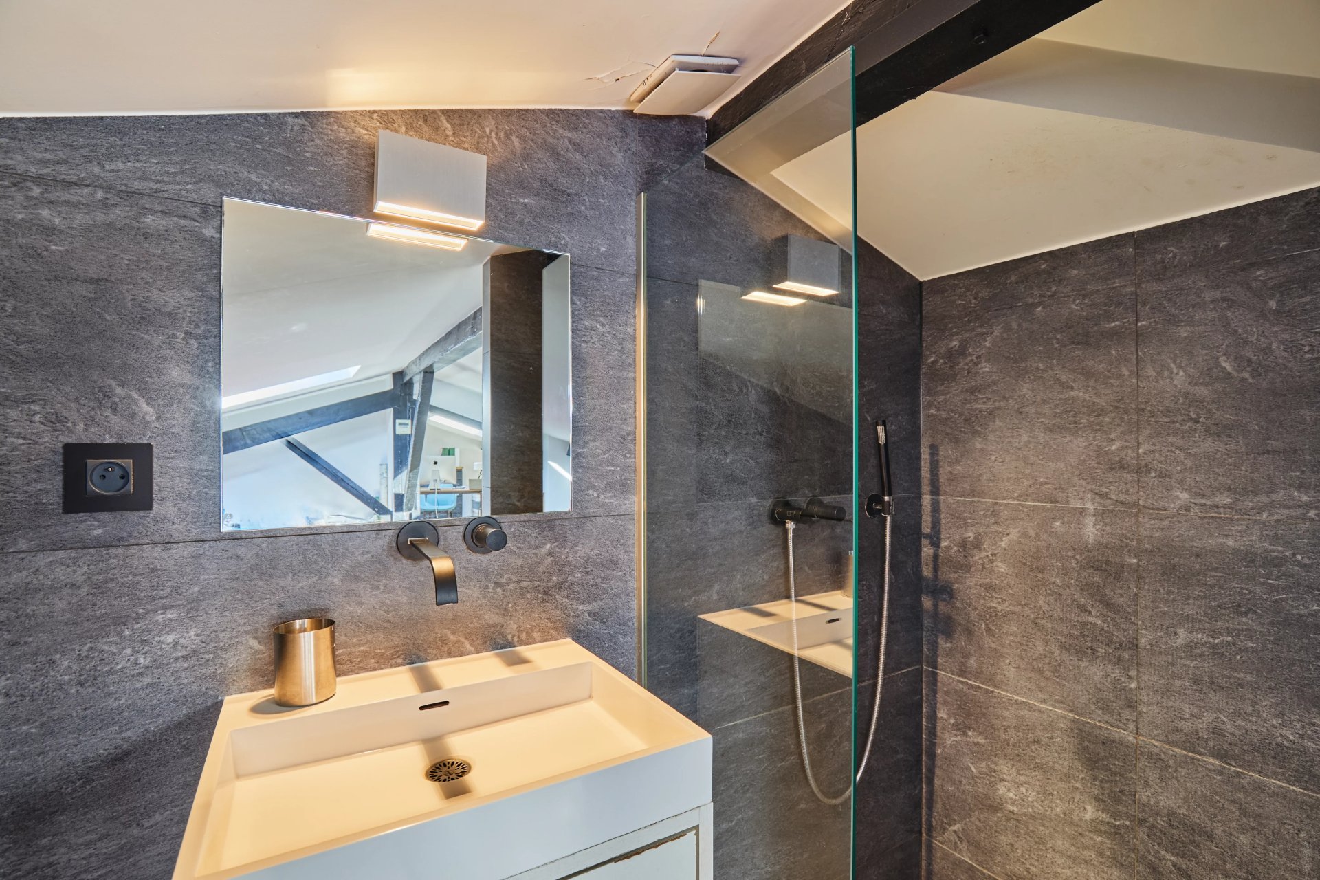 3 Bedroom Apartment/Flat's Image 12