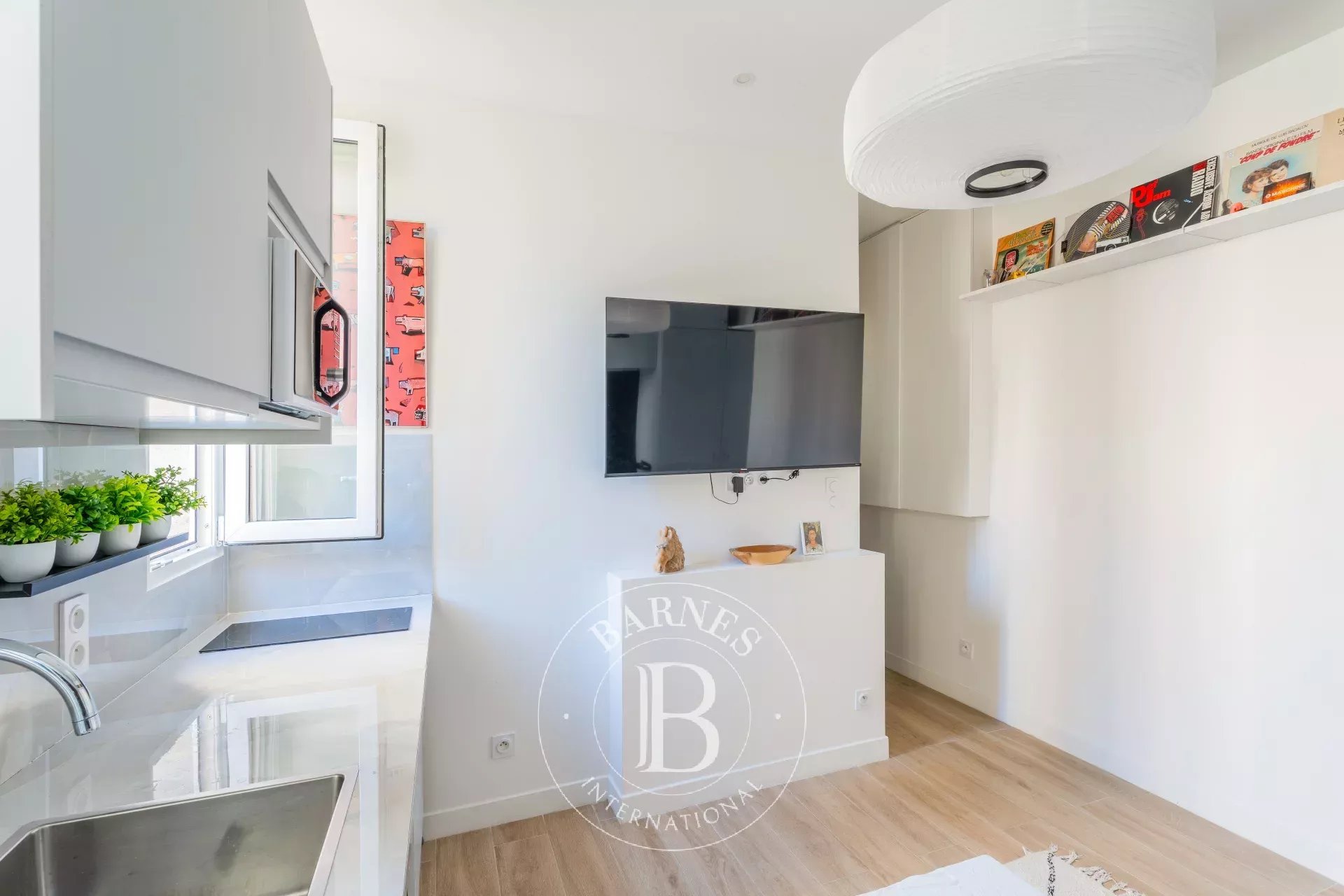 Daire Paris 18ème - picture 5