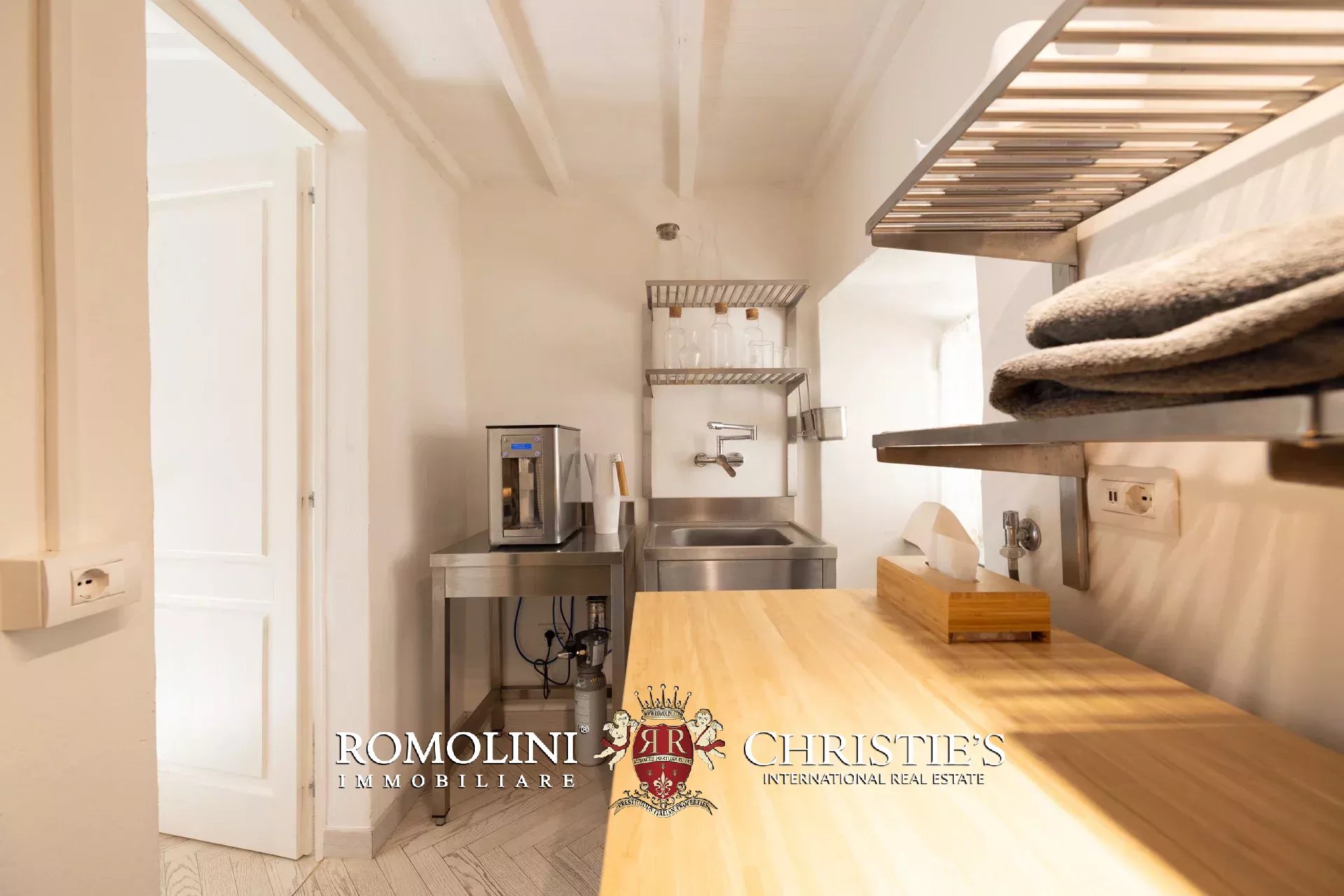 4 Bedroom Apartment/Flat's Image 73