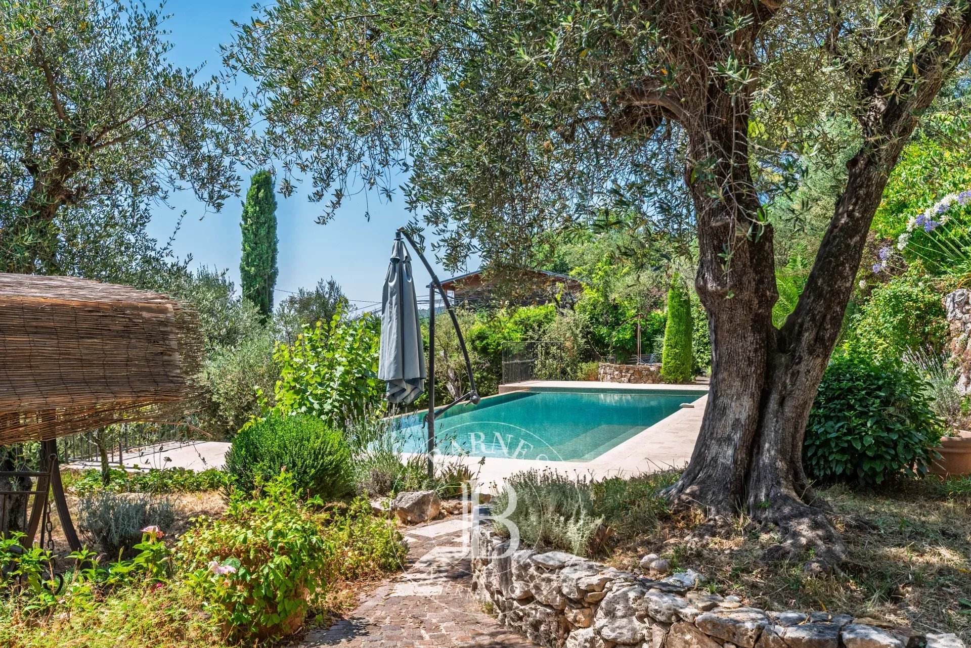 Châteauneuf-Grasse - Charm and authenticity - Panoramic sea views walking distance from town center