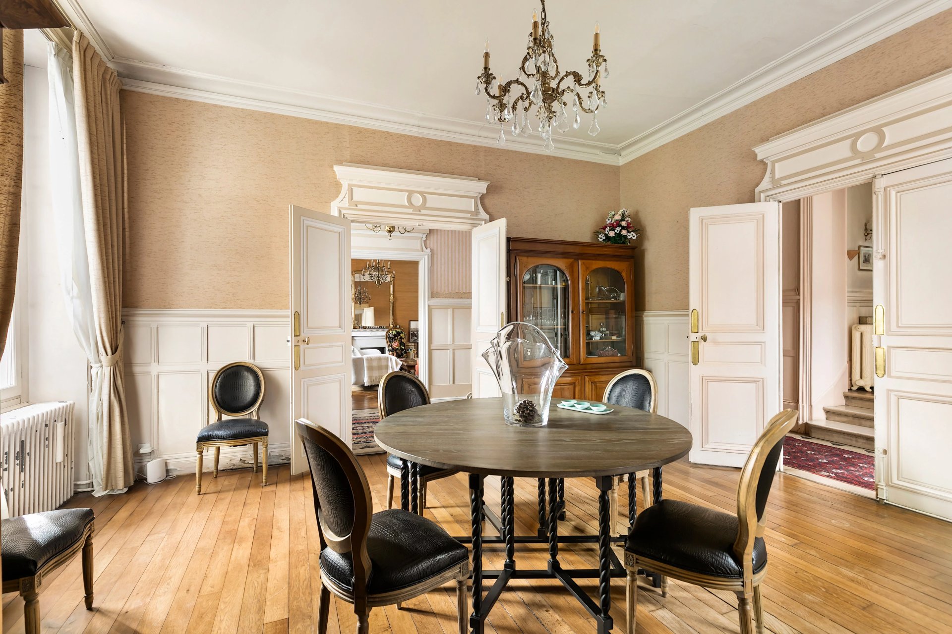 5 Bedroom Villa/Townhouse's Image 3