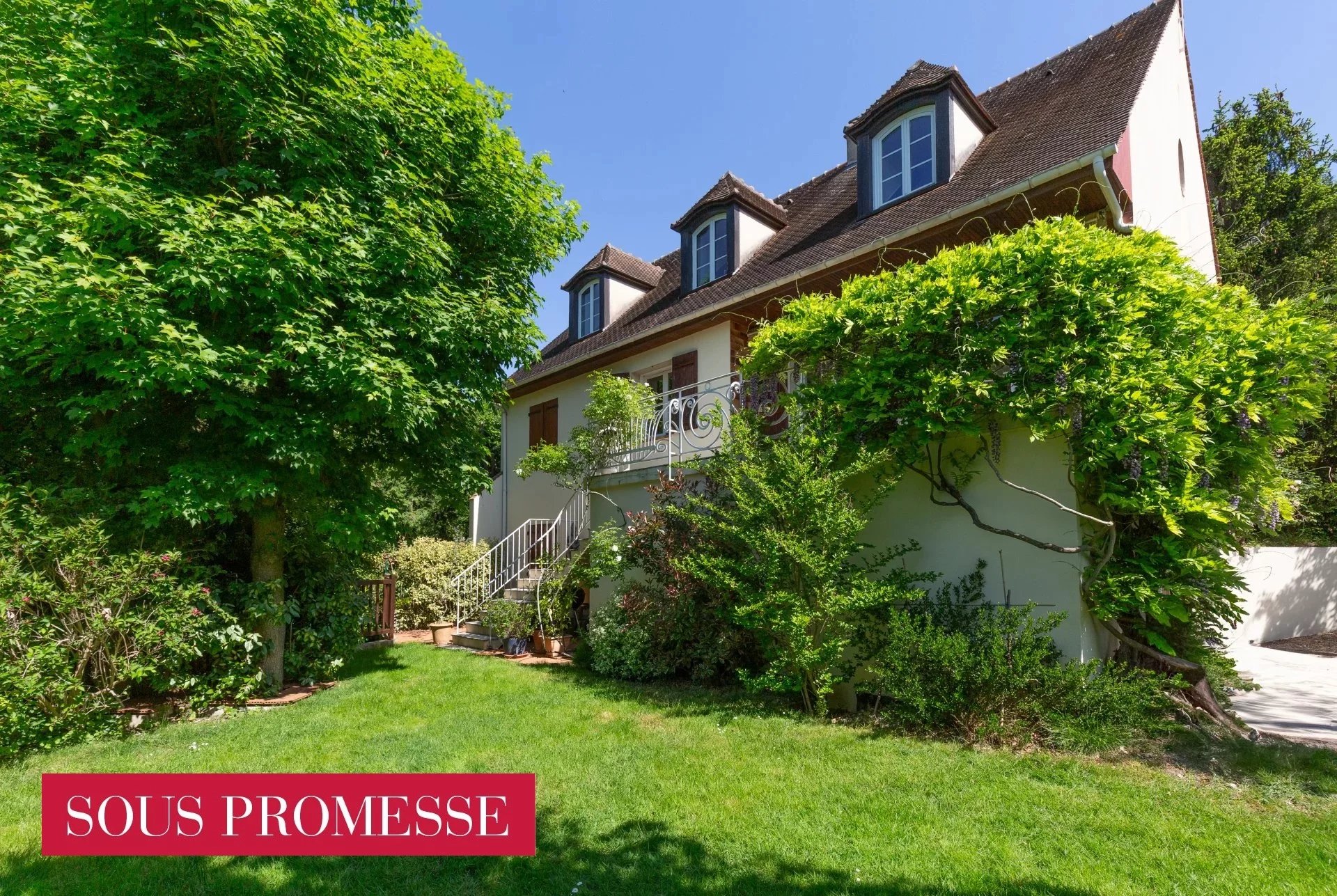 A vendre-Saint Germain en laye-Prieuré-Maison-5 chambres-Terrain arboré de 722 m2 - picture 1