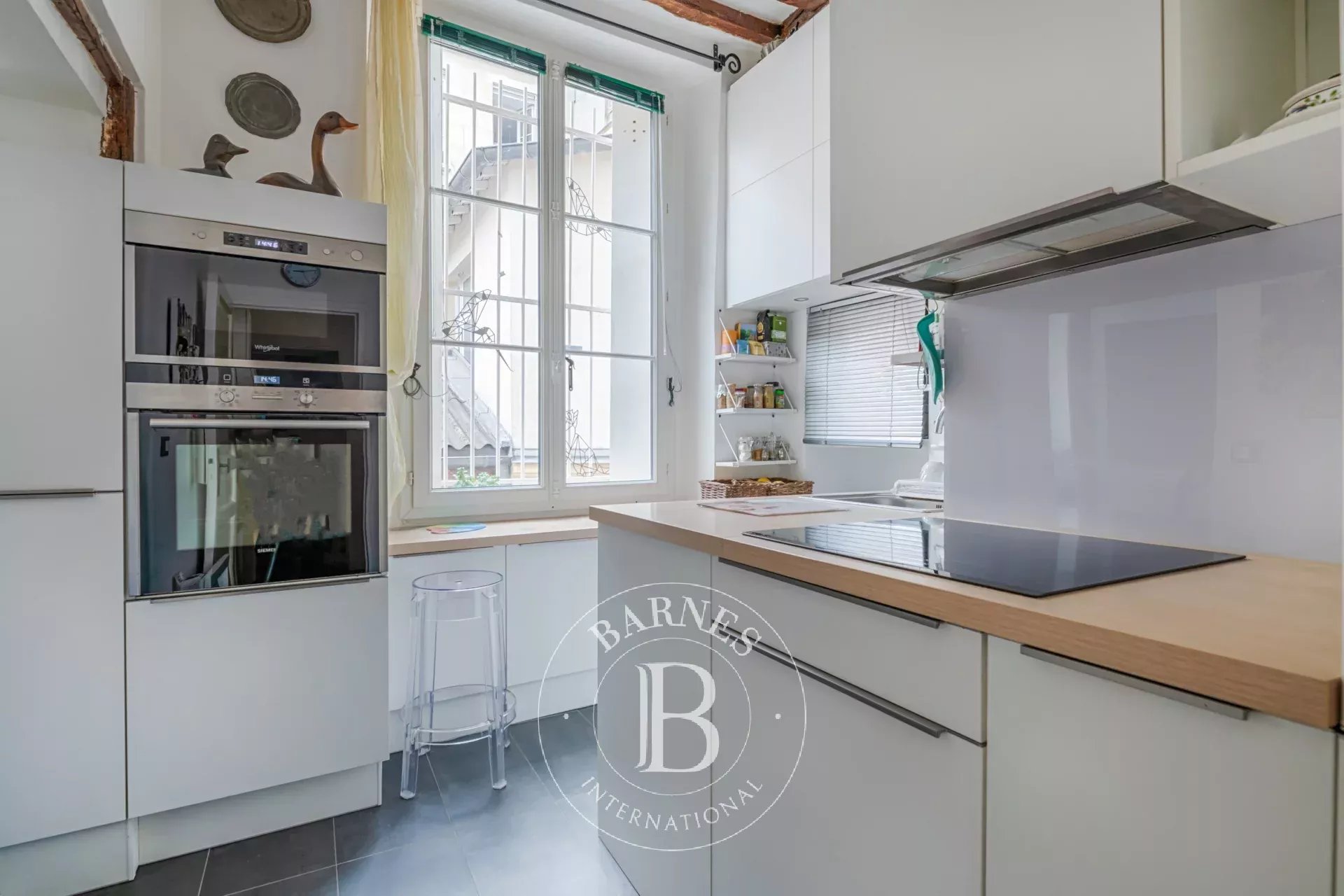 Daire Paris 3ème - picture 11