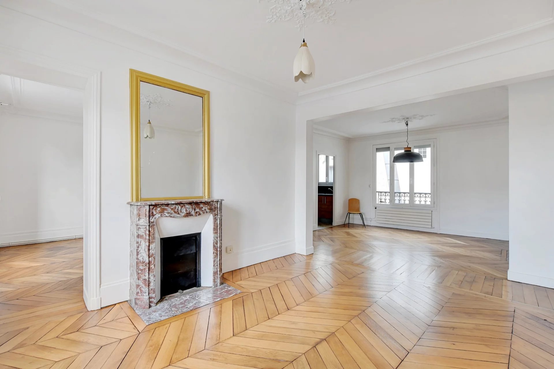 APPARTEMENT DE 4 PIECES 75M2 A PARIS 10