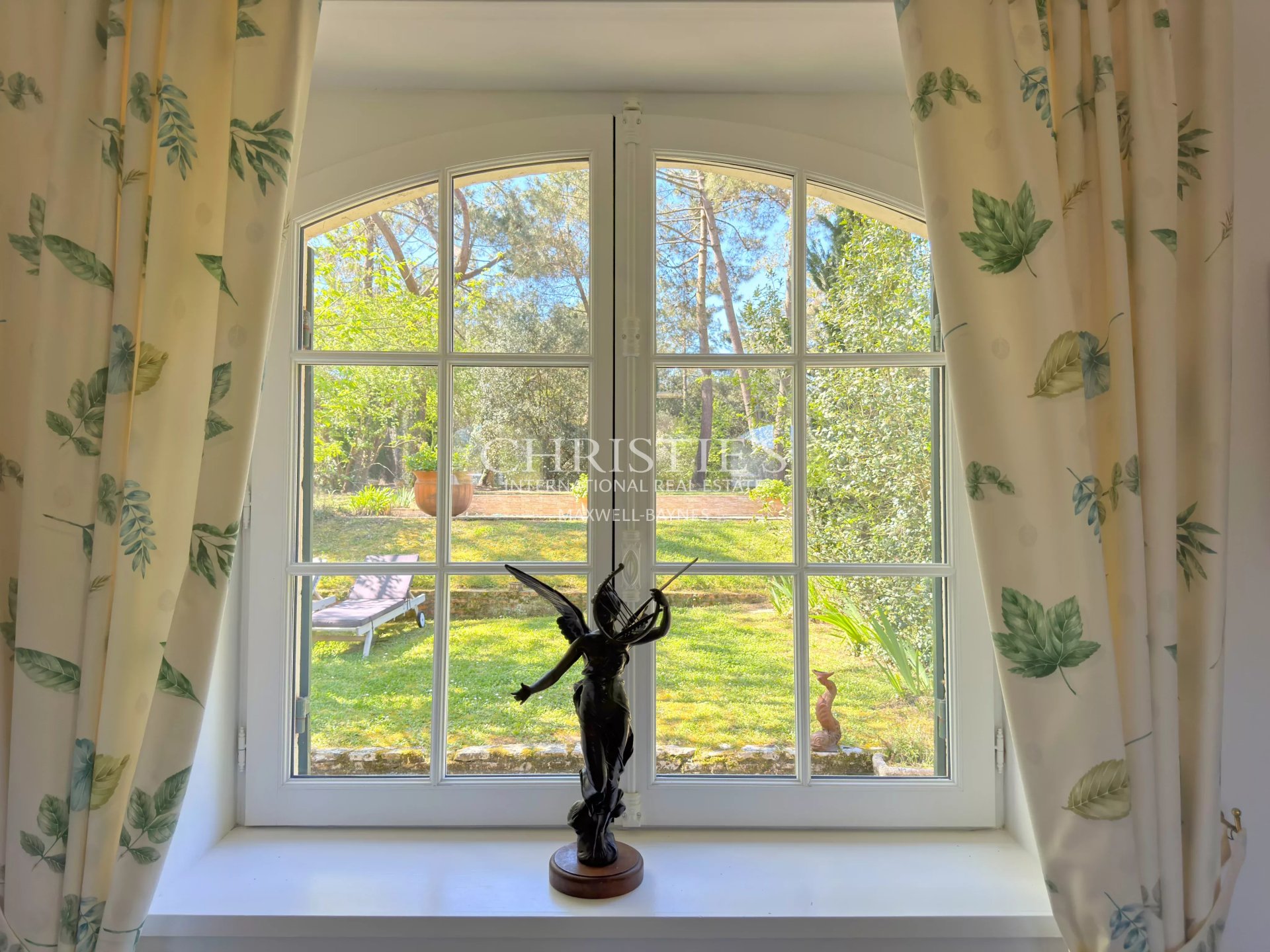 4 Bedroom Villa/Townhouse's Image 23