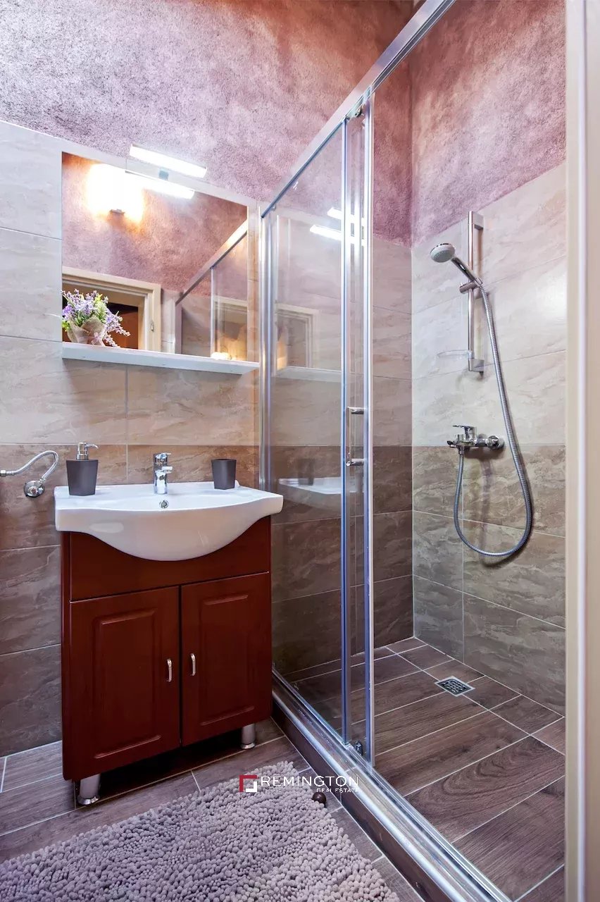 4 Bedroom Villa/Townhouse's Image 21