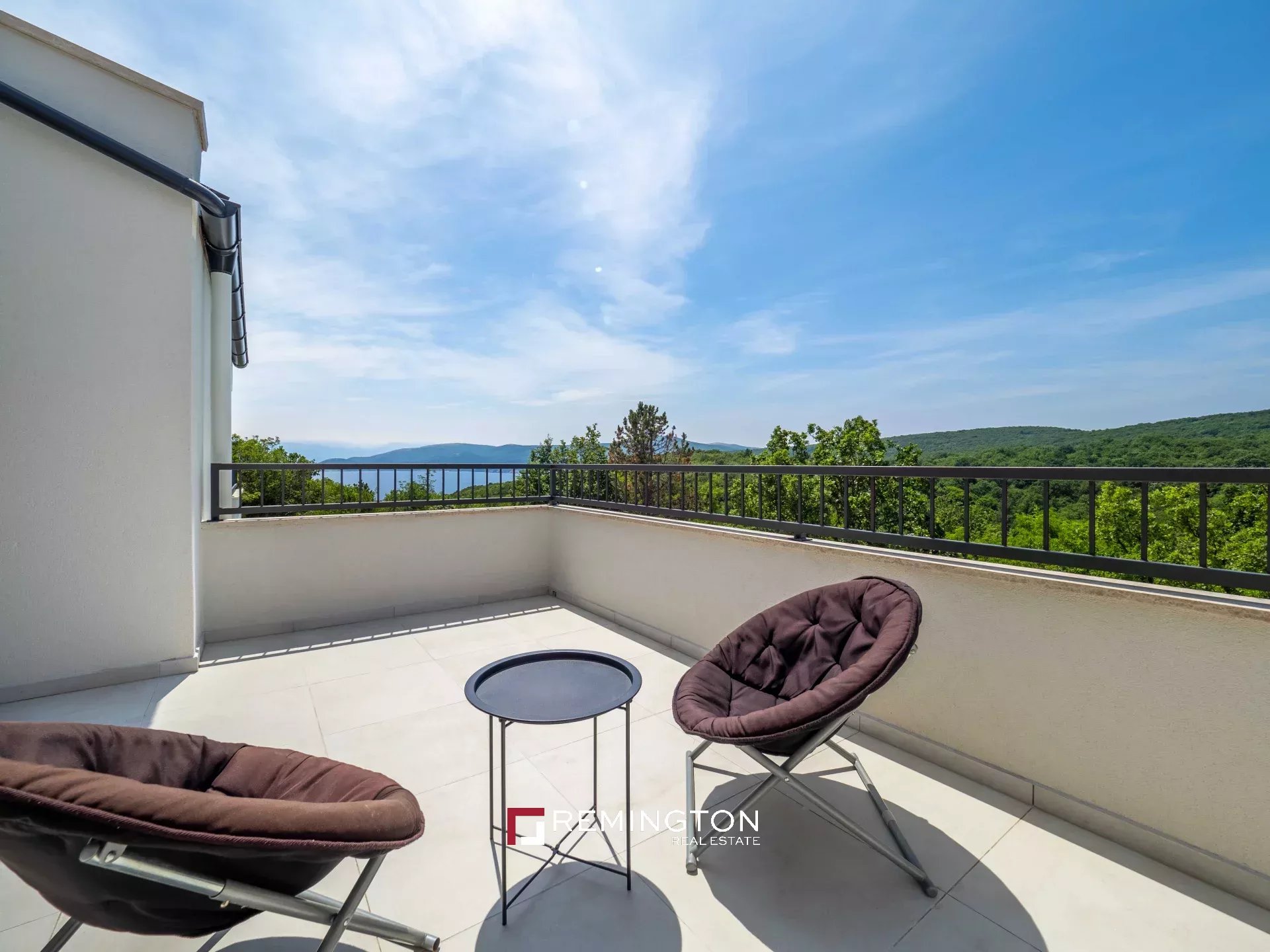 Villa/Townhouse's Image 9