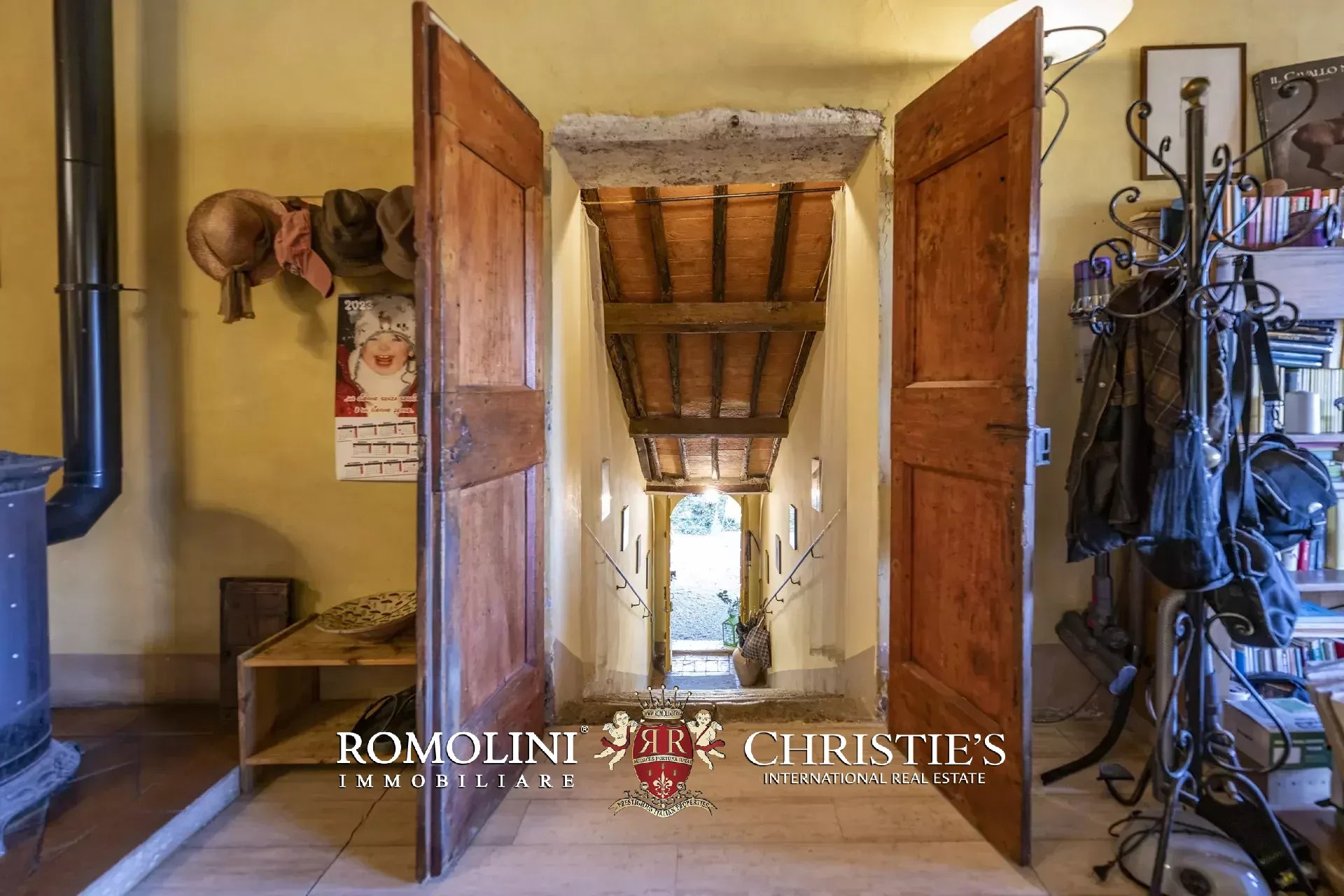 9 Bedroom Horse Property's Image 38