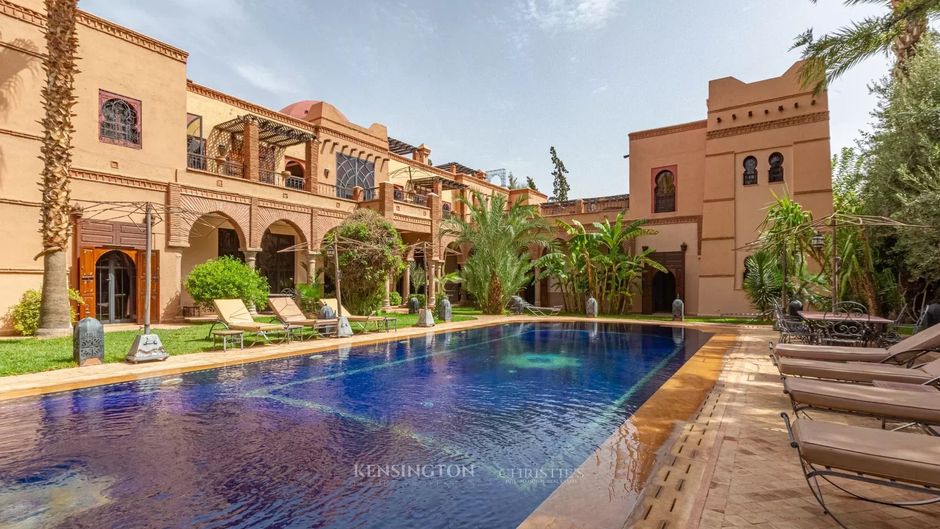 10 Bedroom Villa/Townhouse's Image 44