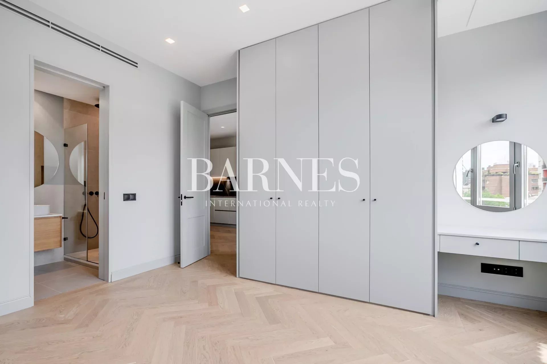 Daire Madrid - picture 17