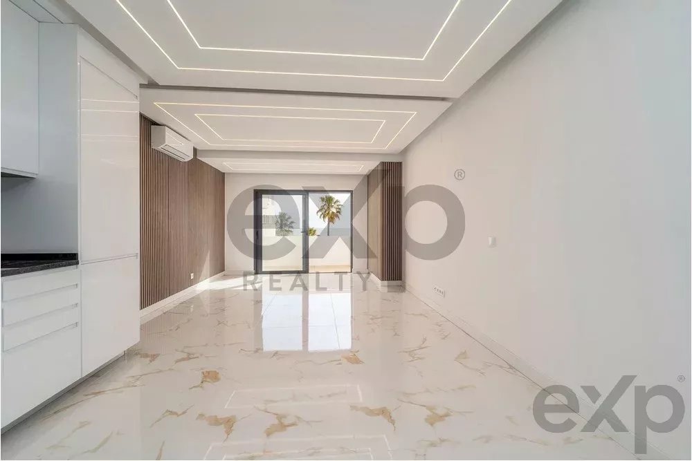 Modern 2-Bedroom Beachfront Apartment in Quarteira 85948404 image 10