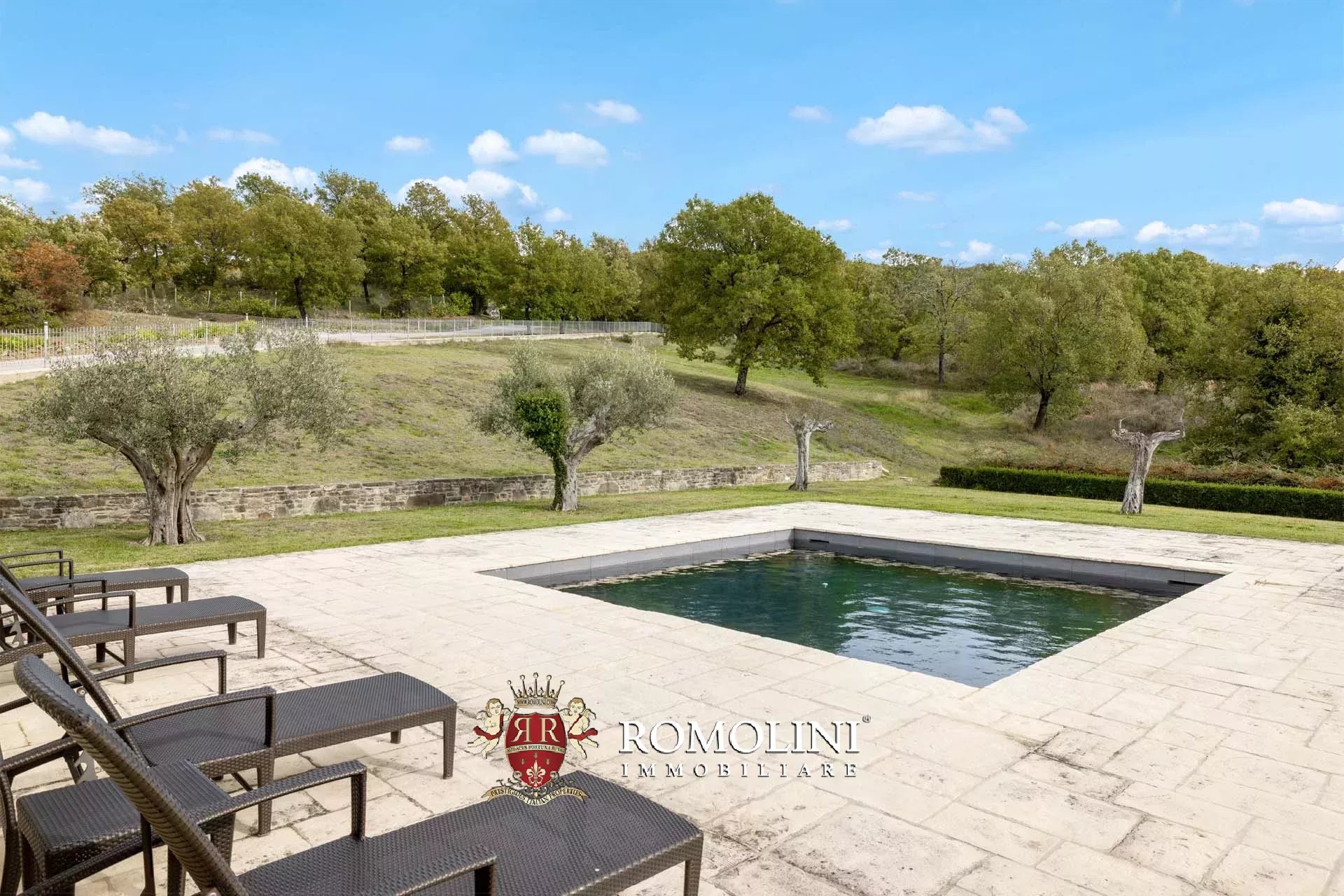 7 Bedroom Villa/Townhouse's Image 95