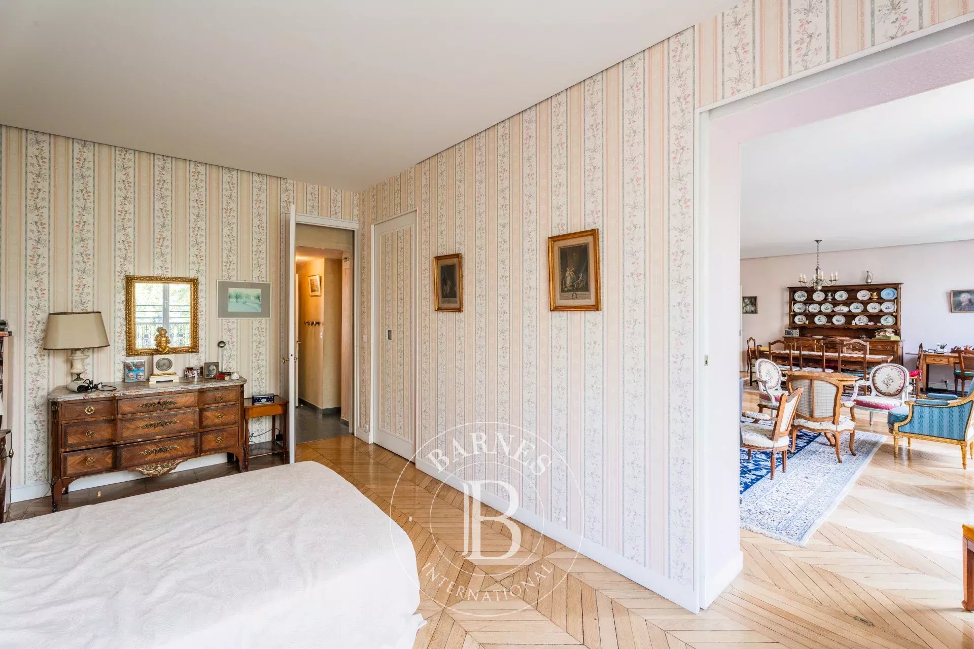 Apartment for sale - Paris 4 - Île de la Cité - View of the Seine - Family design - Bright - picture 8