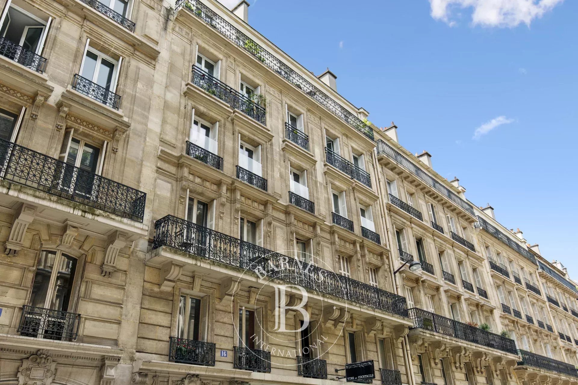 Apartment - Paris 6 - 3-4 rooms - quiet