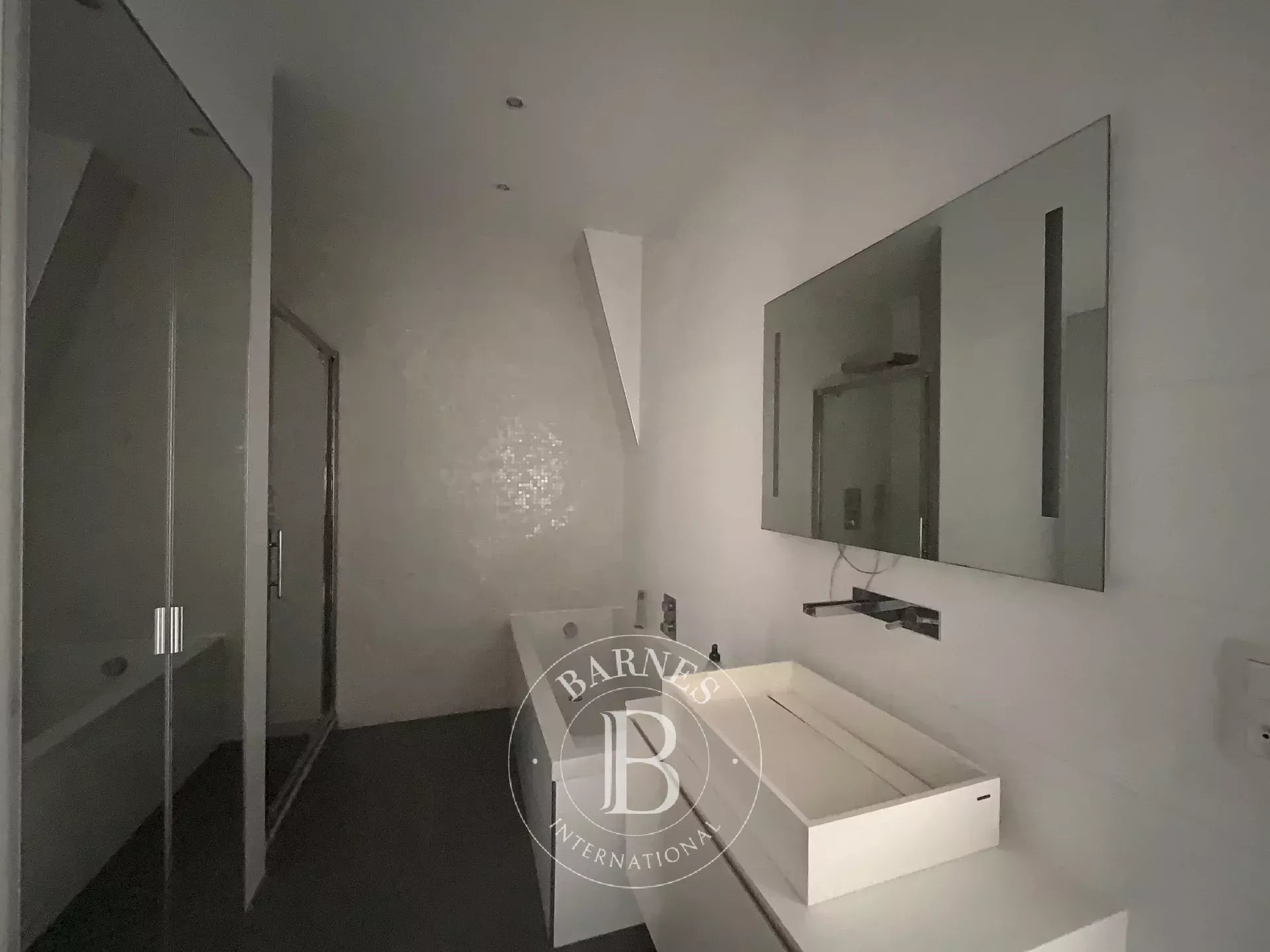 Dubleks Paris 8ème - picture 10