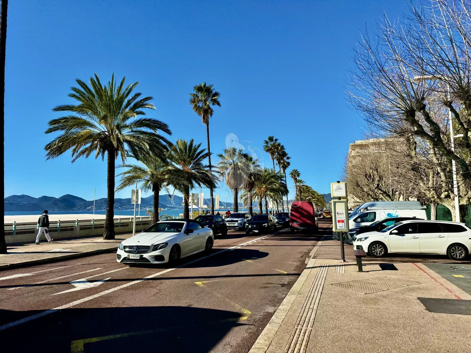 Cannes Square Mistral PARKING S/SOL