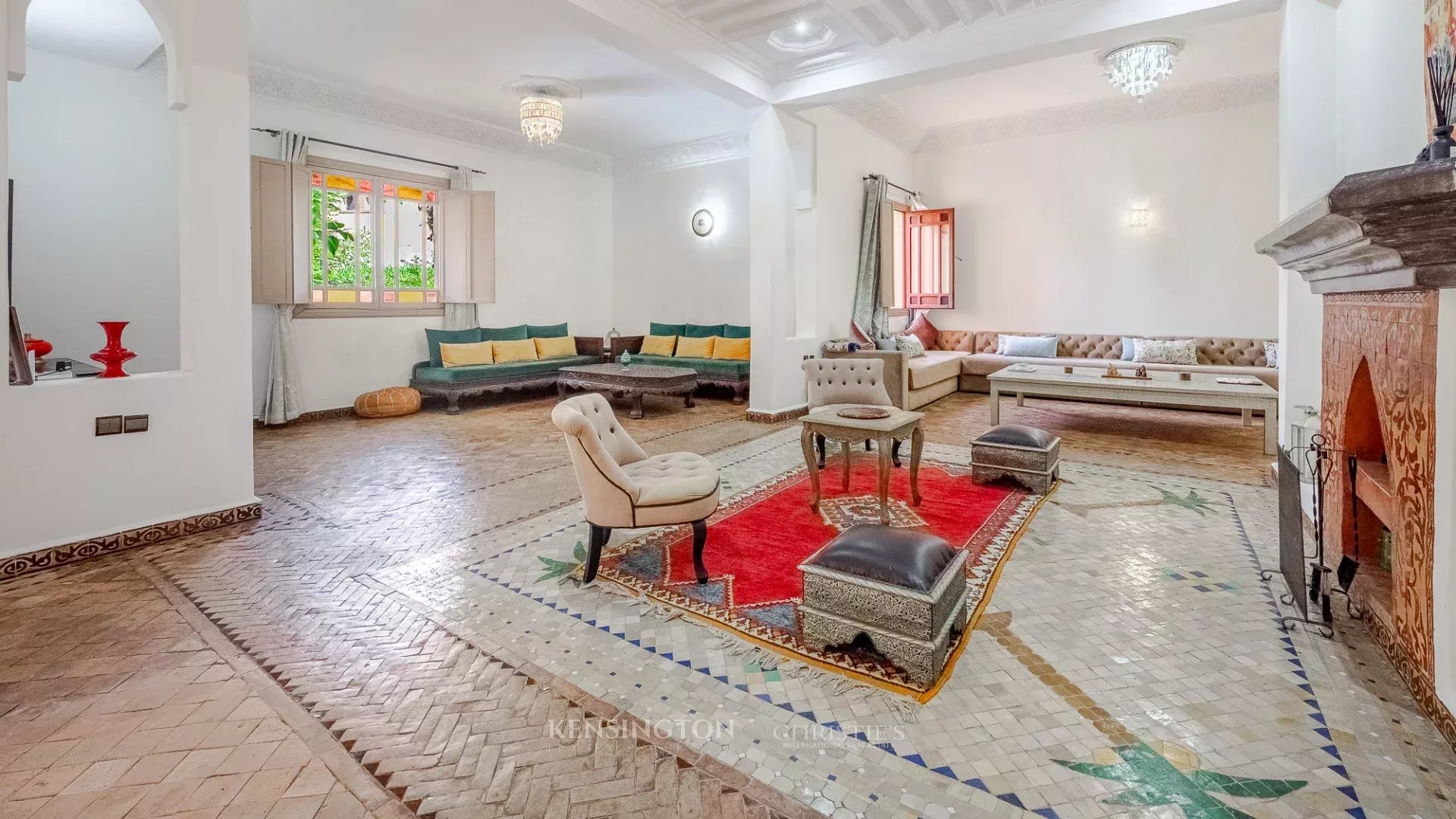 4 Bedroom Villa/Townhouse's Image 4