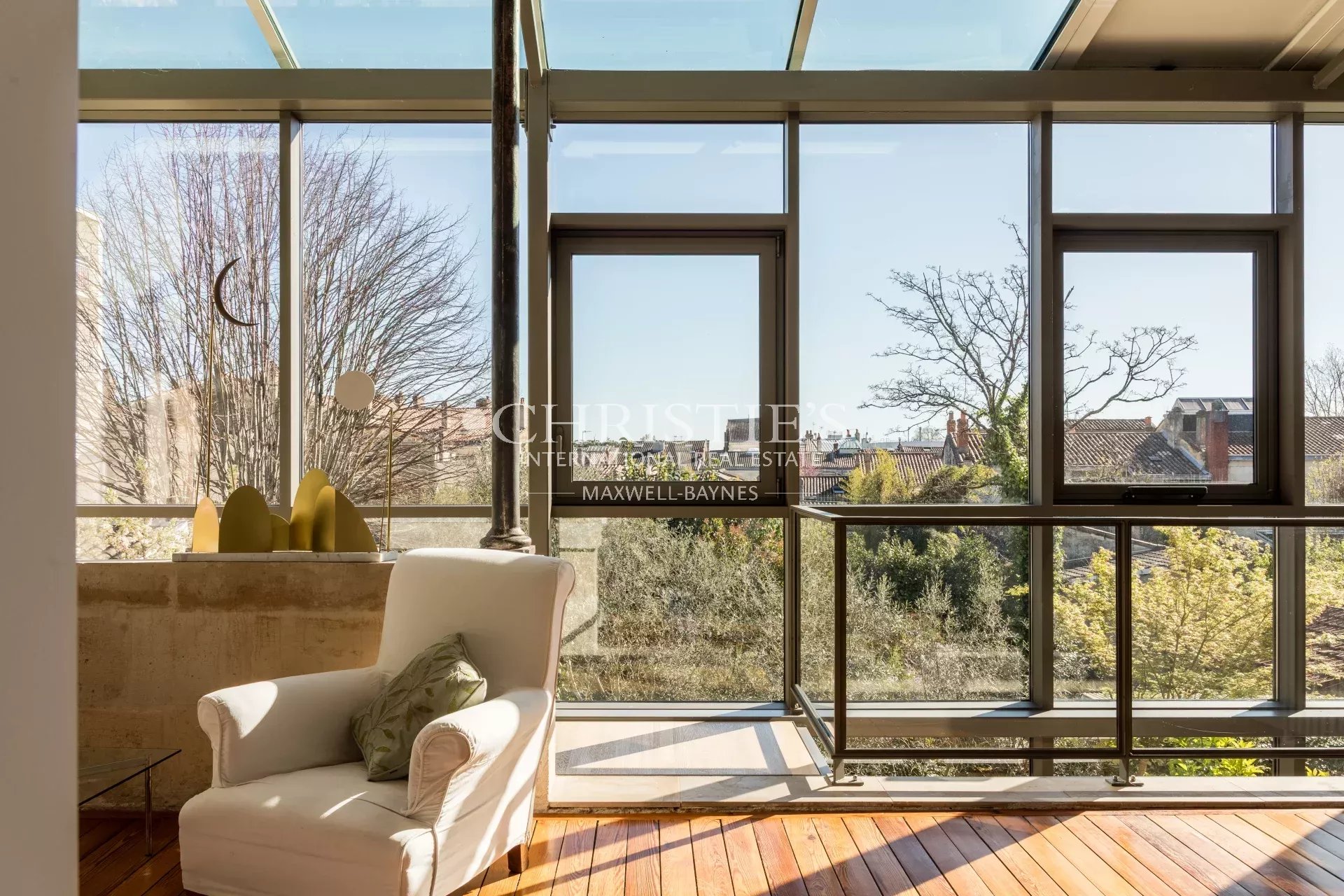 5 Bedroom Villa/Townhouse's Image 9