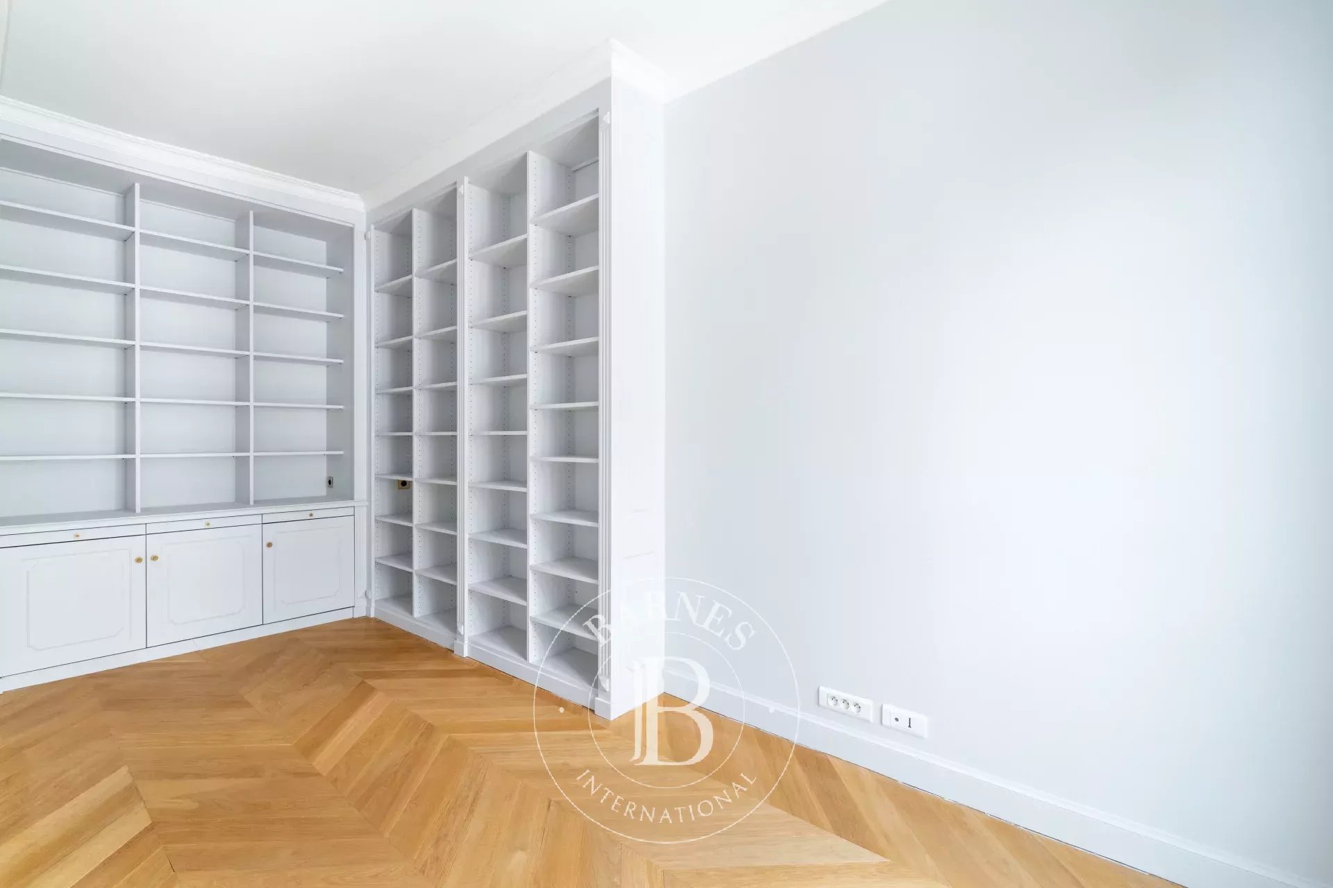 Daire Paris 2ème - picture 10