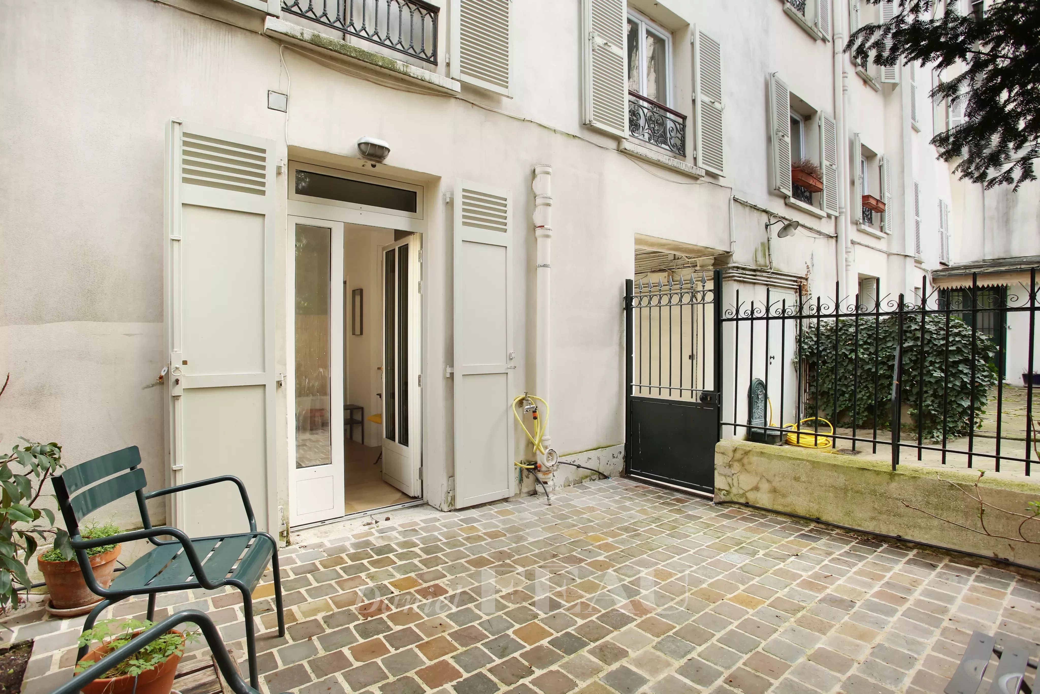 Rental Studio Paris 14th