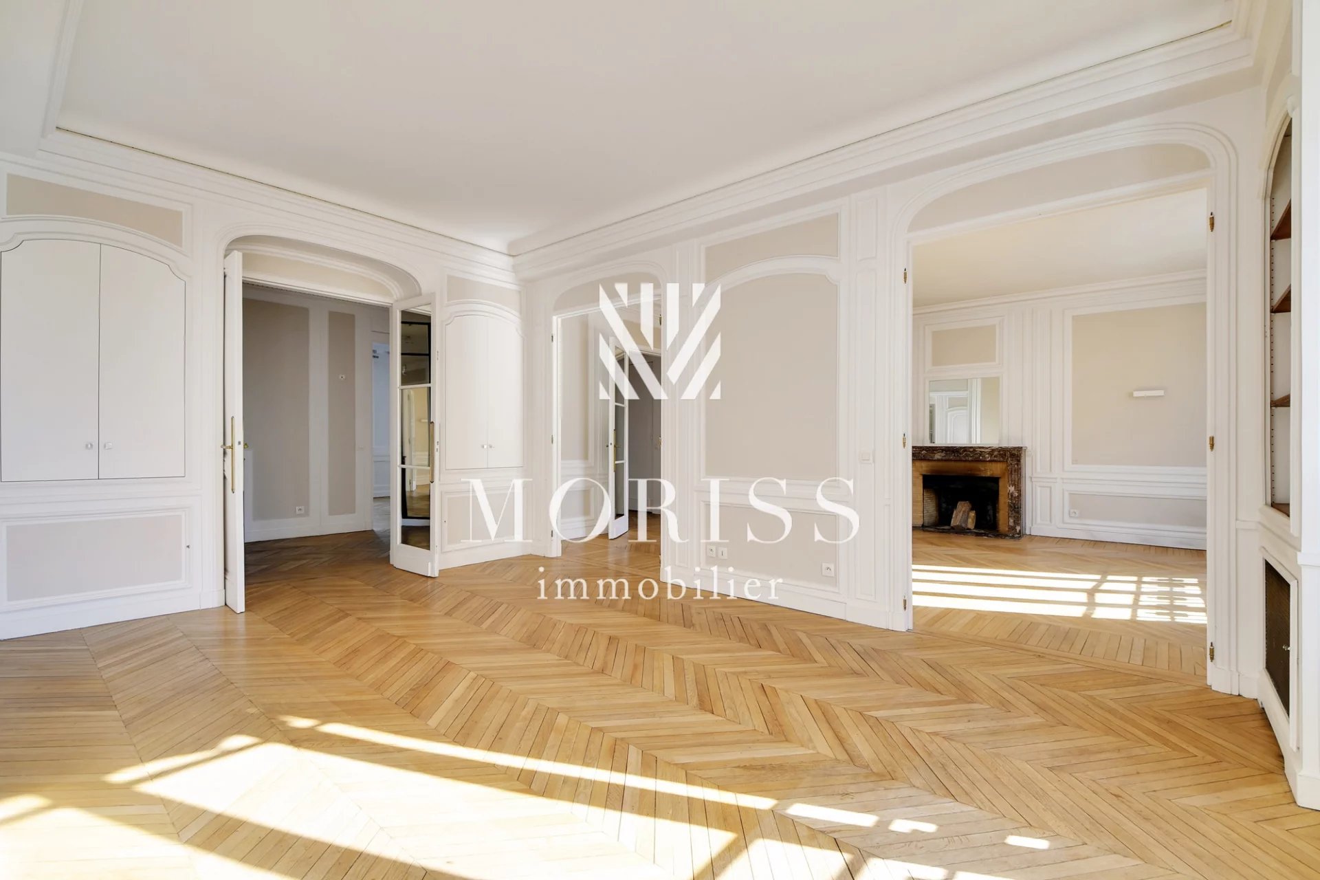 APPARTEMENT - 3 CHAMBRES - PLACE MEXICO  / TROCADERO - Image Array