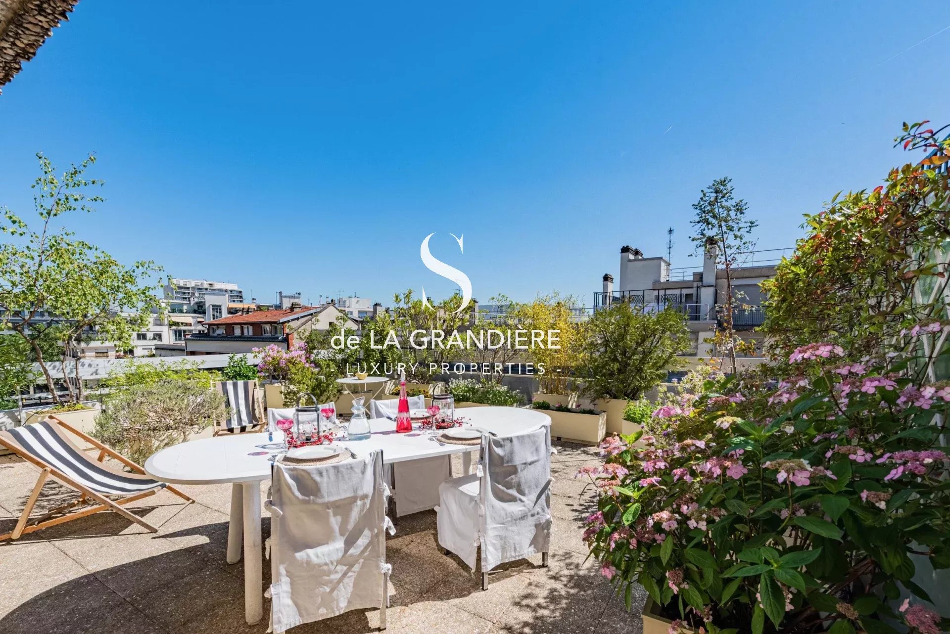 Boulogne Billancourt - rue de la Belle Feuille - 121m2