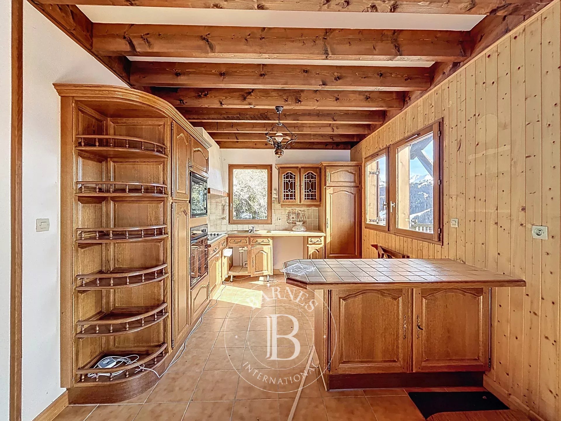 Photo of Les Gets - Chalet to renovate - 187 sqm - Beautiful view