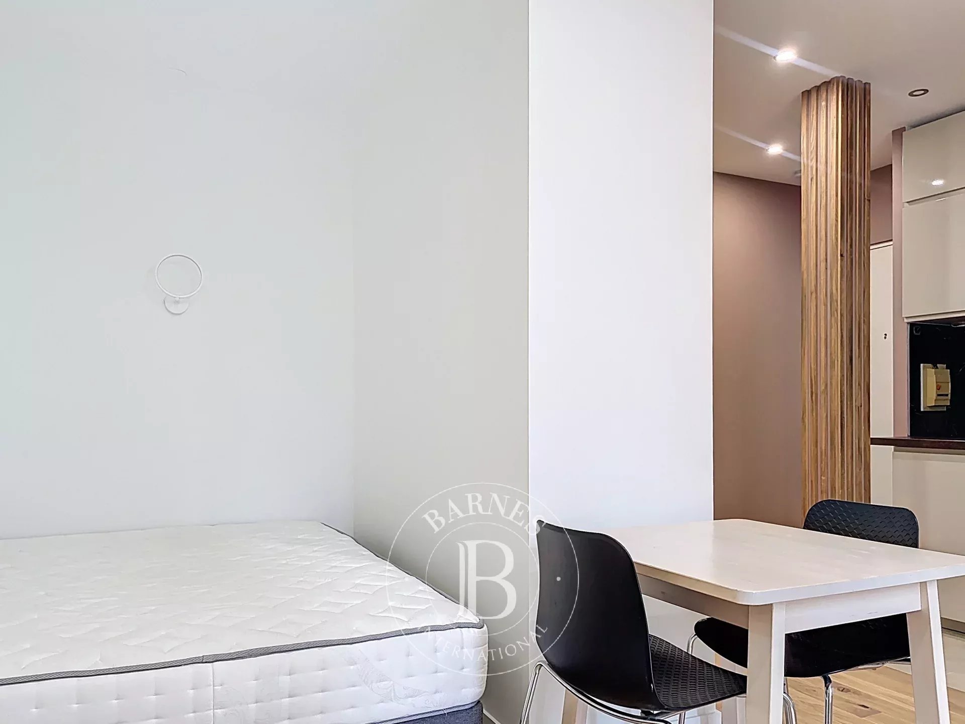 Daire Paris 18ème - picture 5