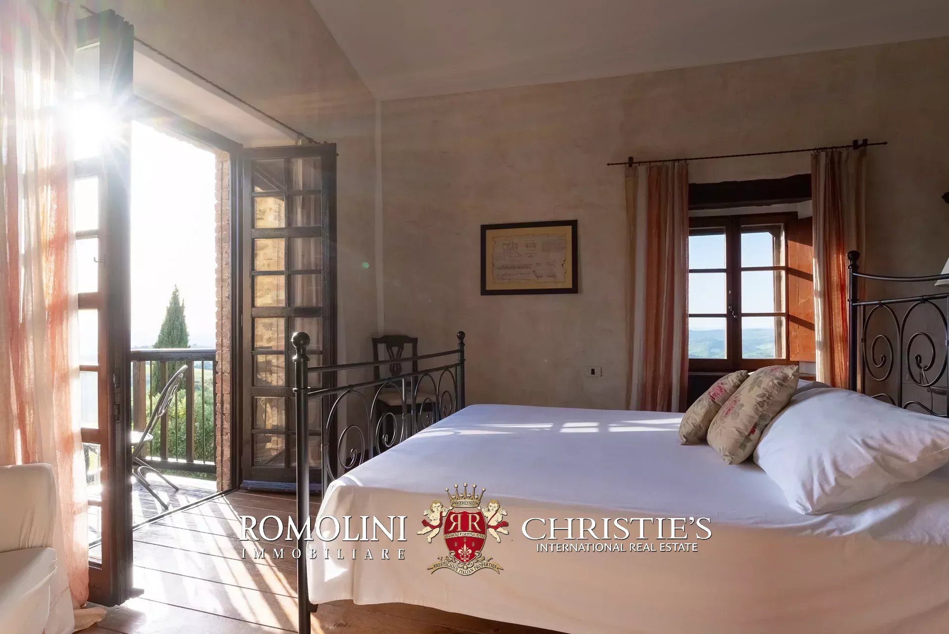 13 Bedroom Villa/Townhouse's Image 76