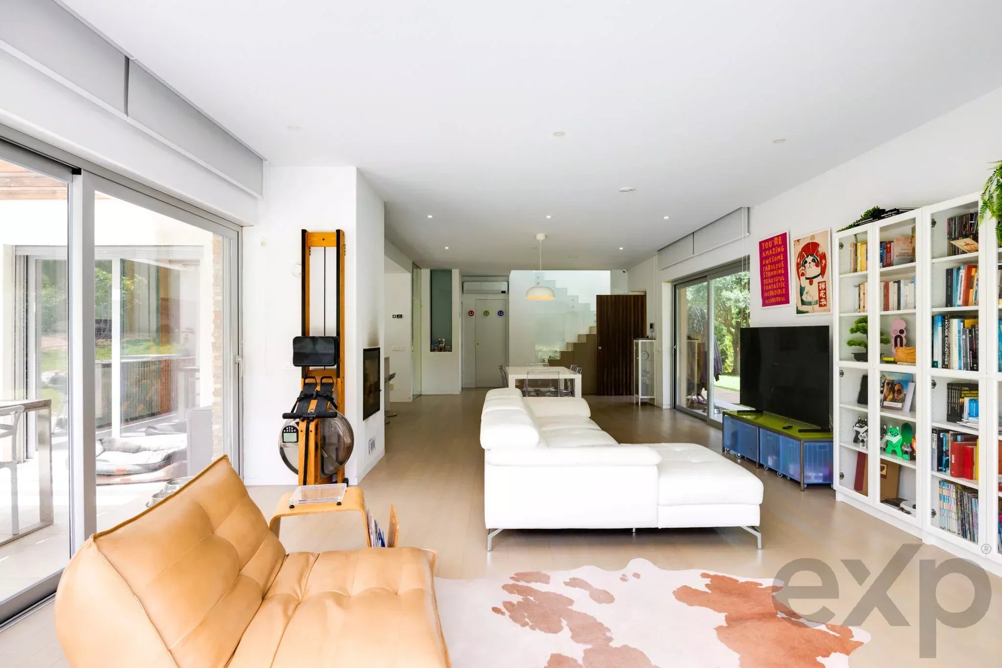17.5m Heated Lap Pool T4 Villa with Guest Apartment in Lagos 87053563 image 7