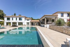 Luxury Family Estate Châteauneuf-Grasse | 9-Bedroom Legacy Villa — photo 1 of 7