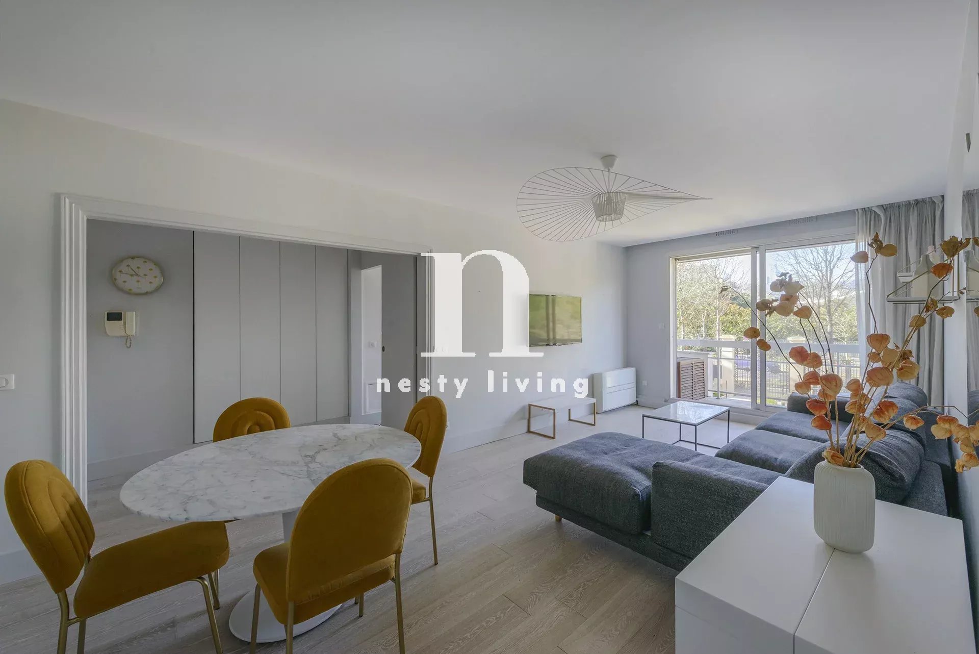 Agence immobilière de 