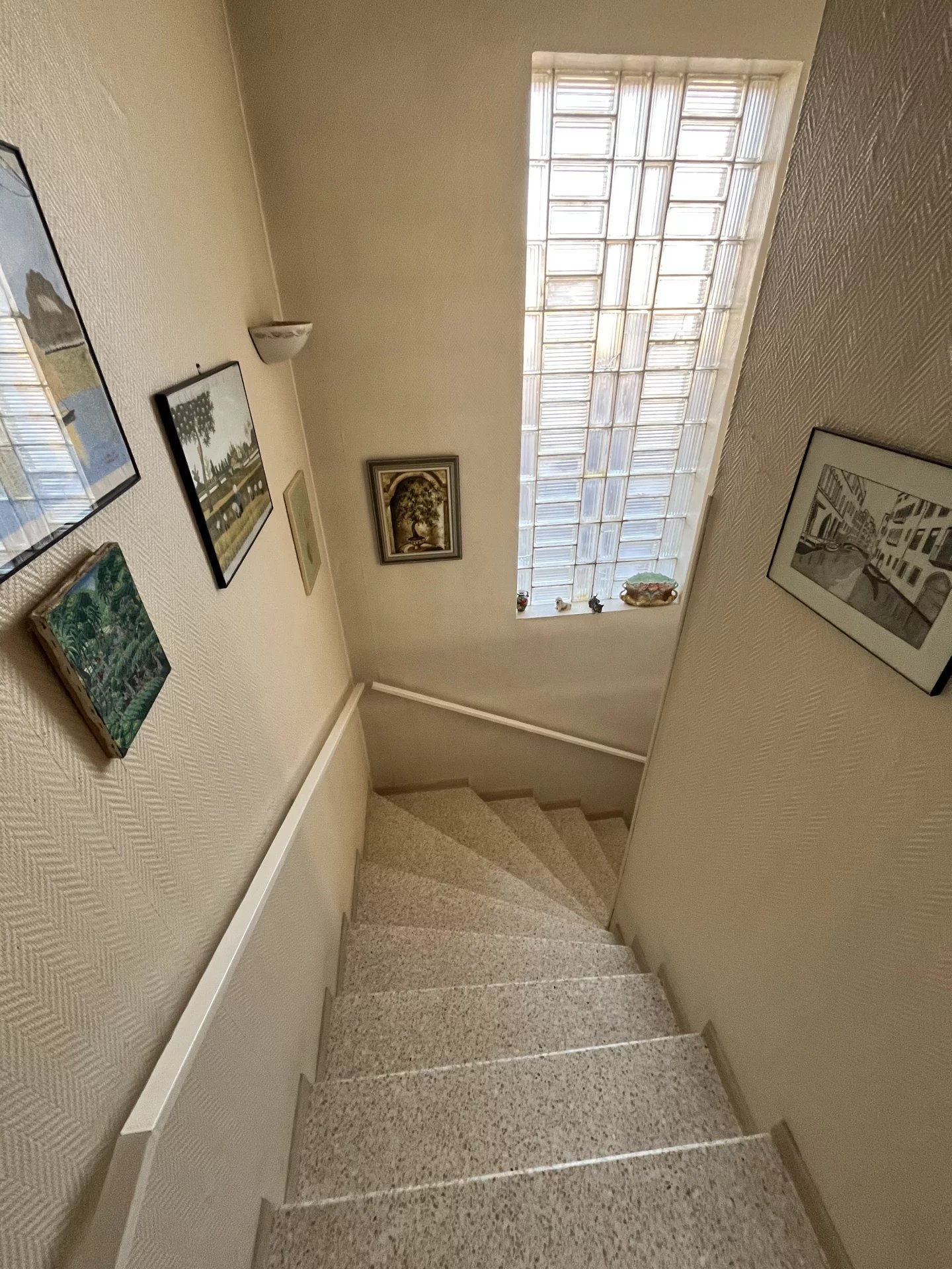 Maison de ville sur terrain de 892m2