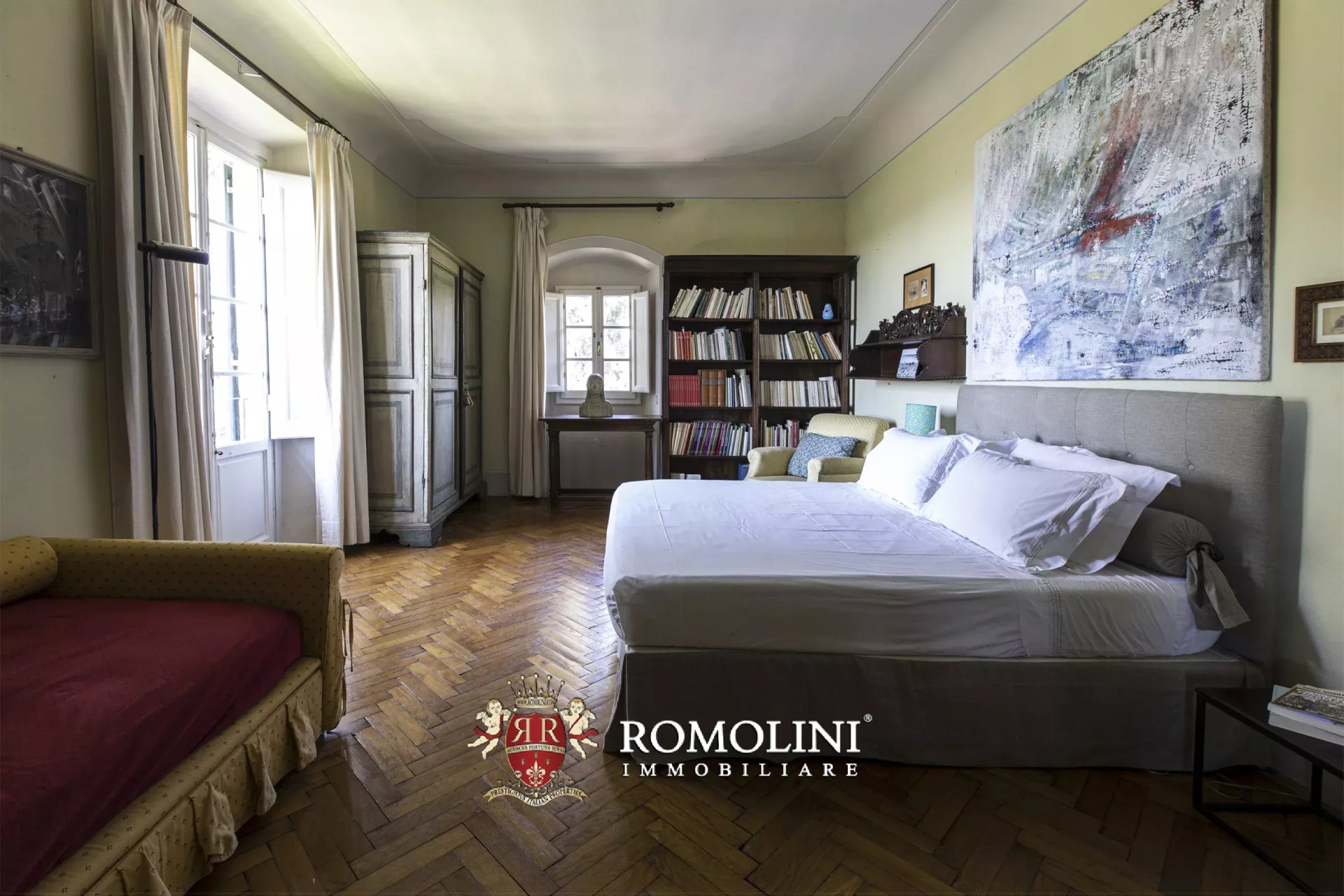 7 Bedroom Villa/Townhouse's Image 36