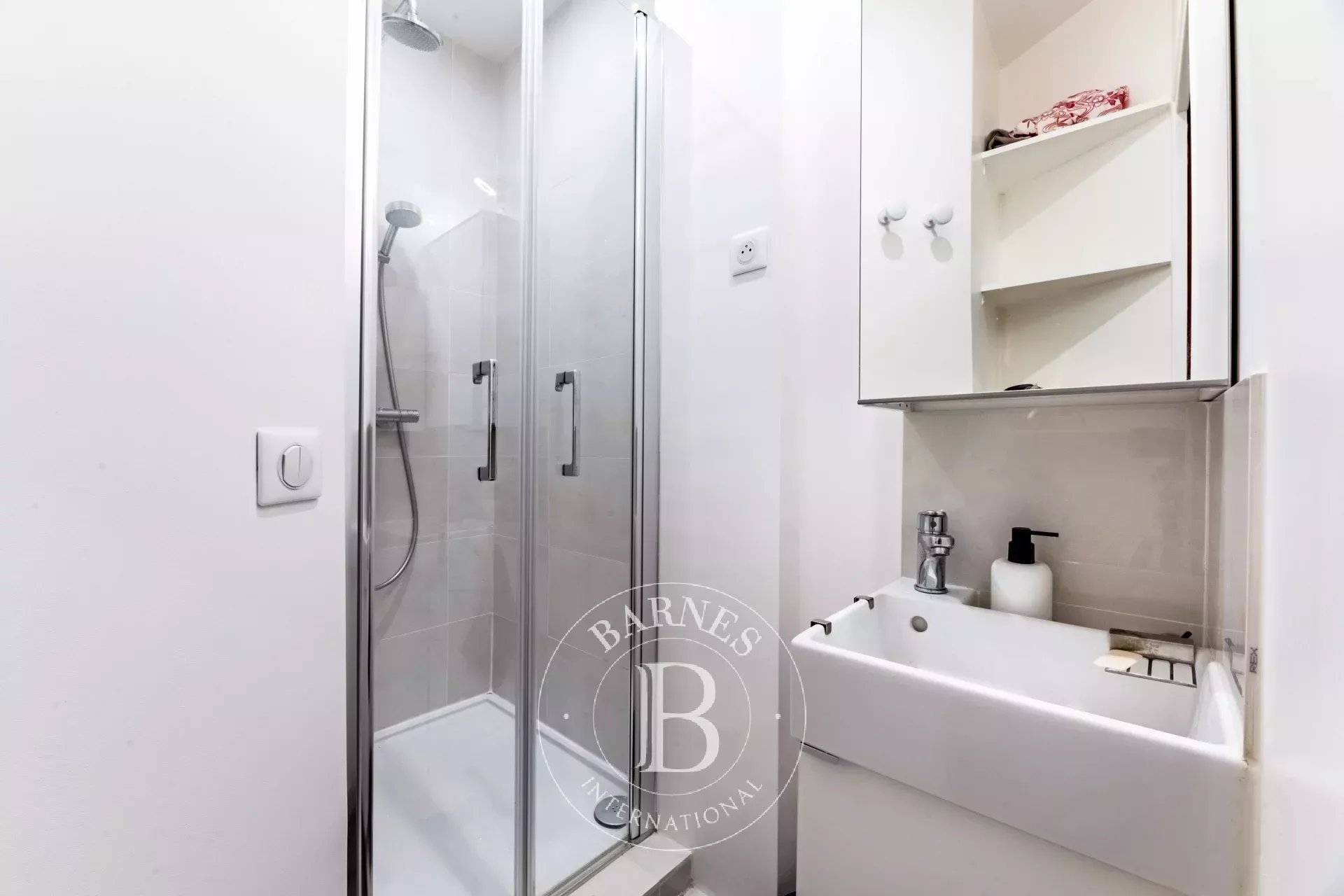 Daire Paris 1er - picture 6