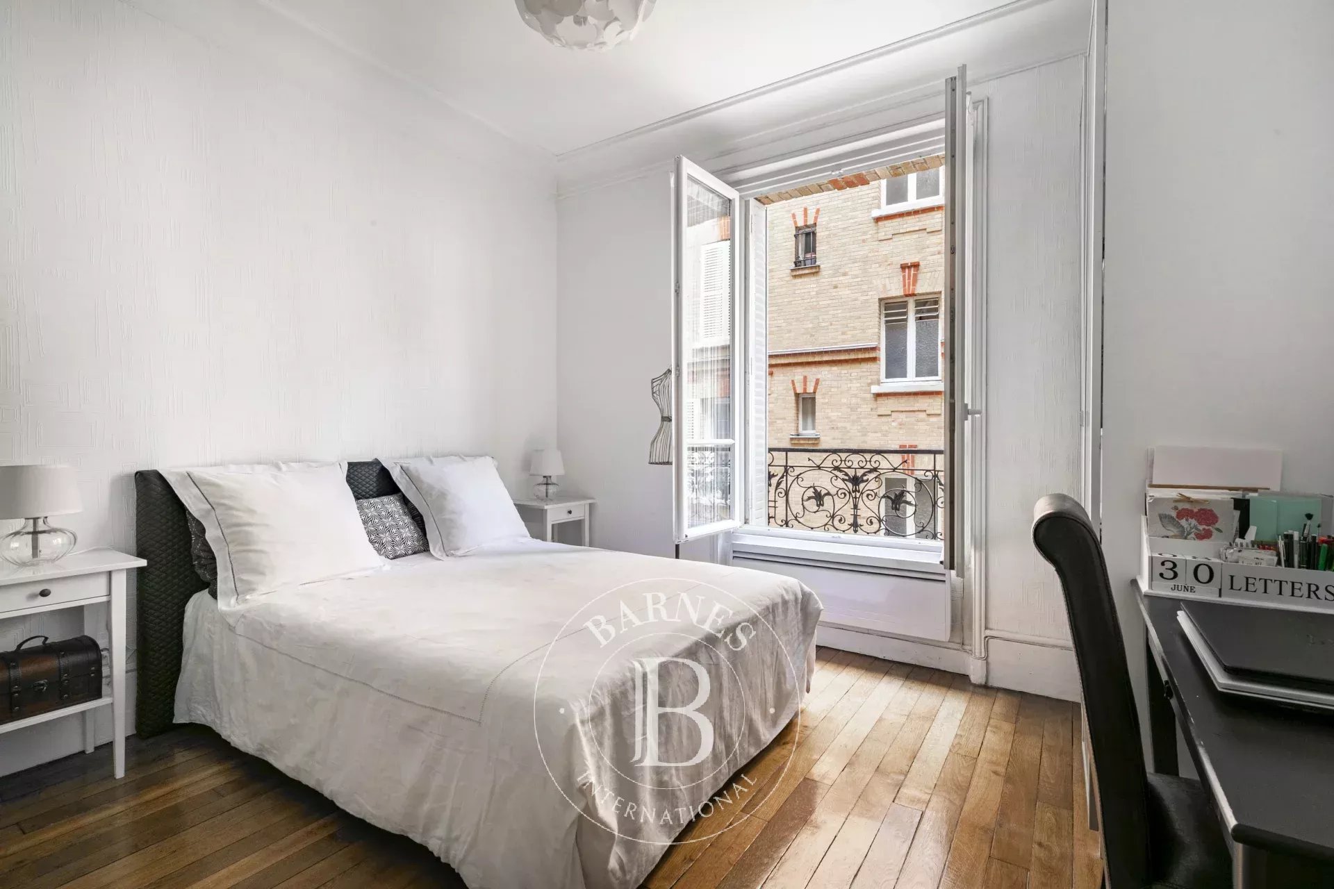 Paris  - Apartment 1 Bedroom - picture 7