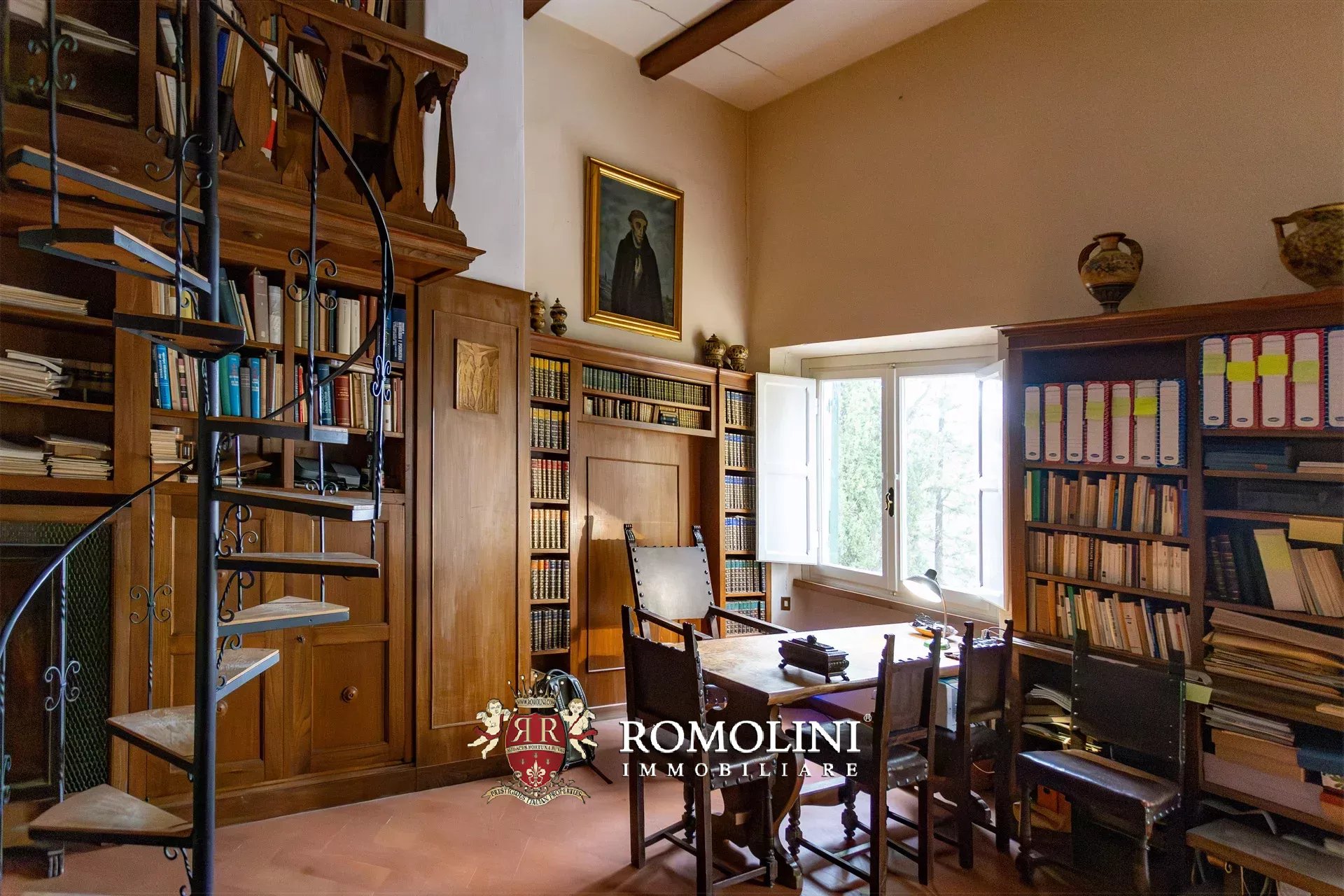 5 Bedroom Villa/Townhouse's Image 29