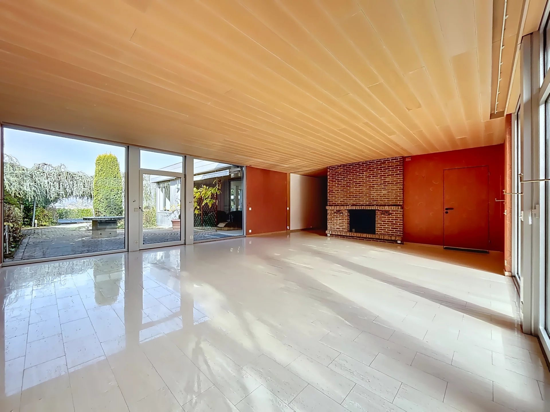 Propriété familiale modulable avec 3 logements