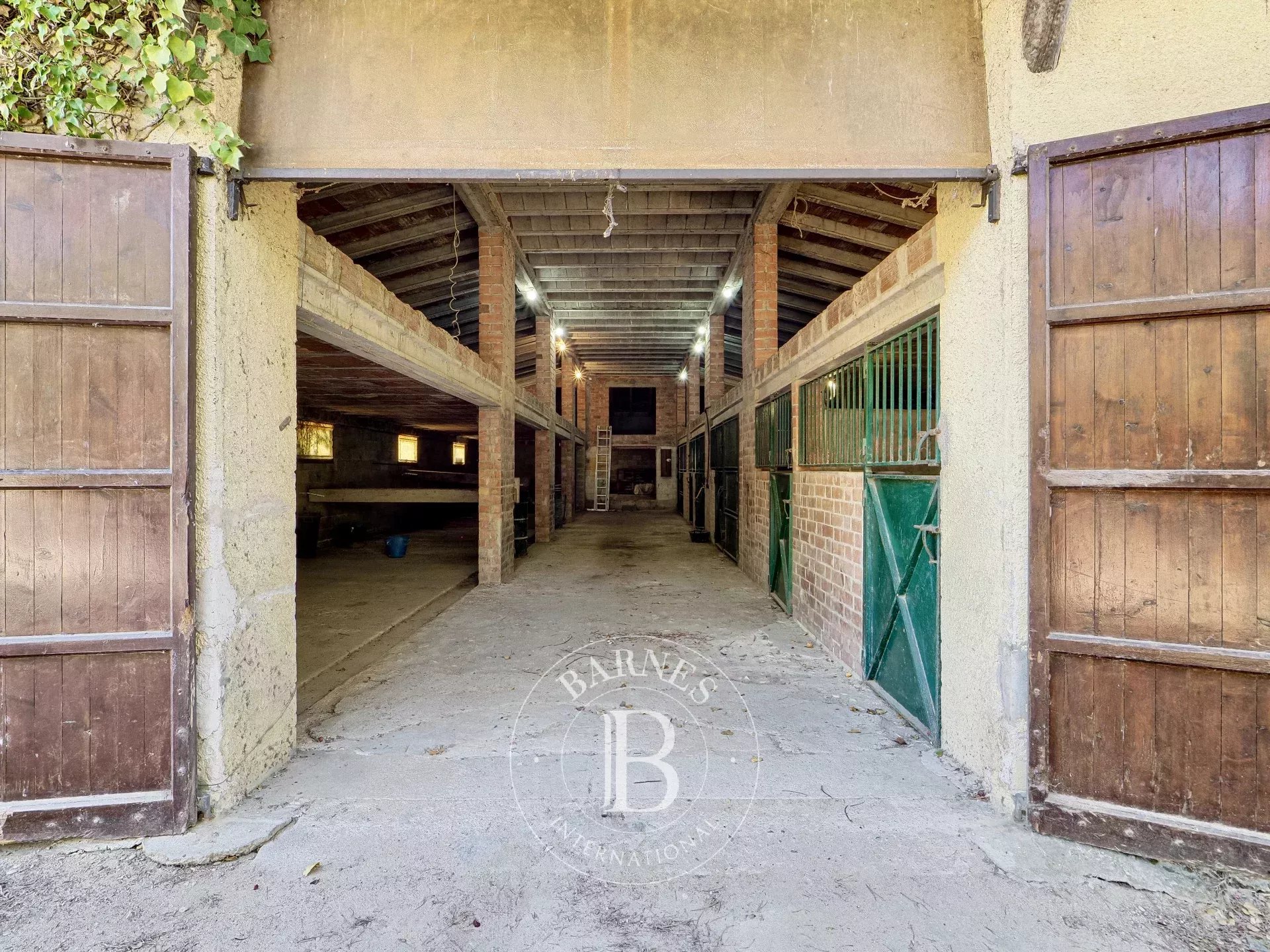 40-Hectare Equestrian Paradise Estate in Girona, Costa Brava - picture 9