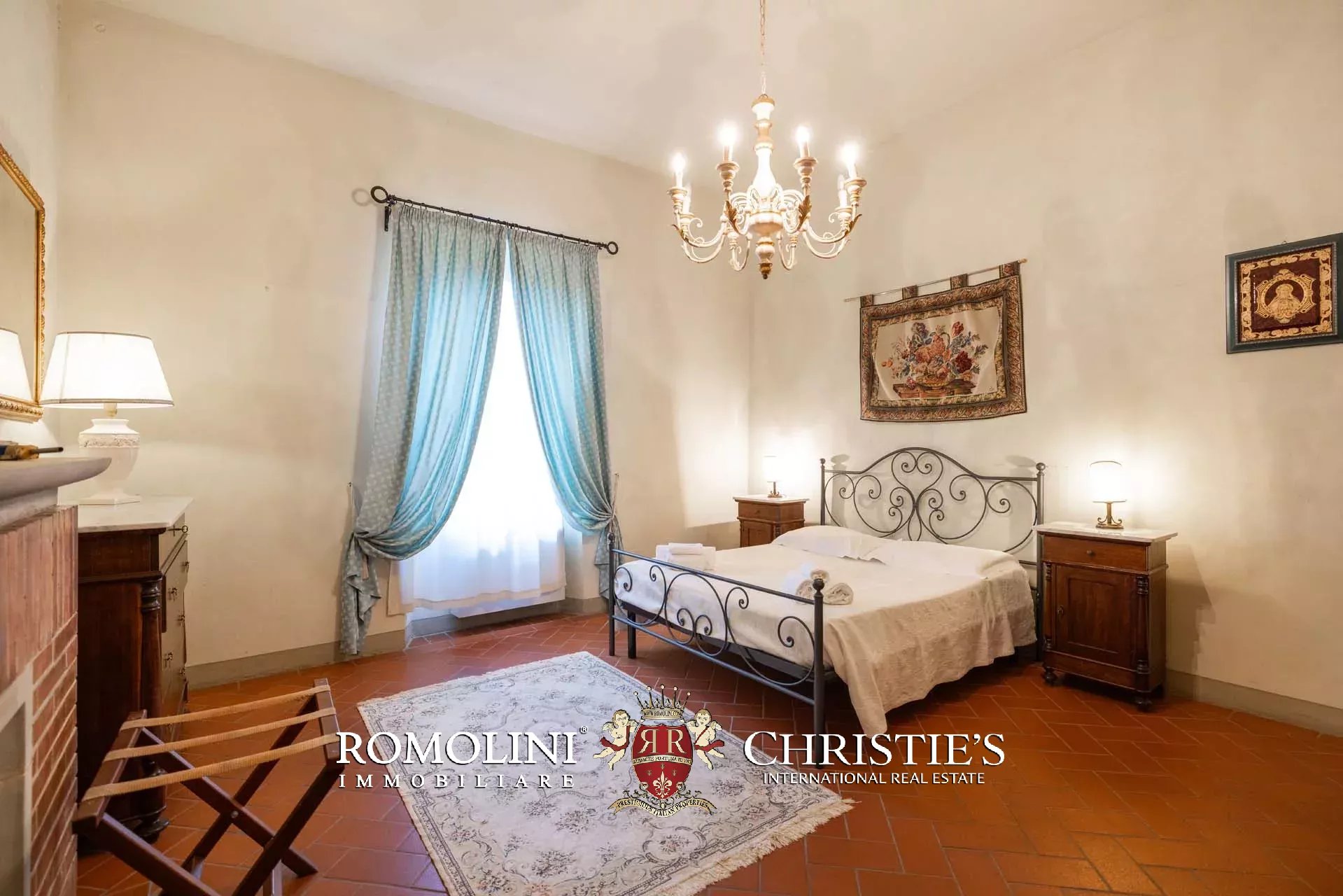 15 Bedroom Villa/Townhouse's Image 20