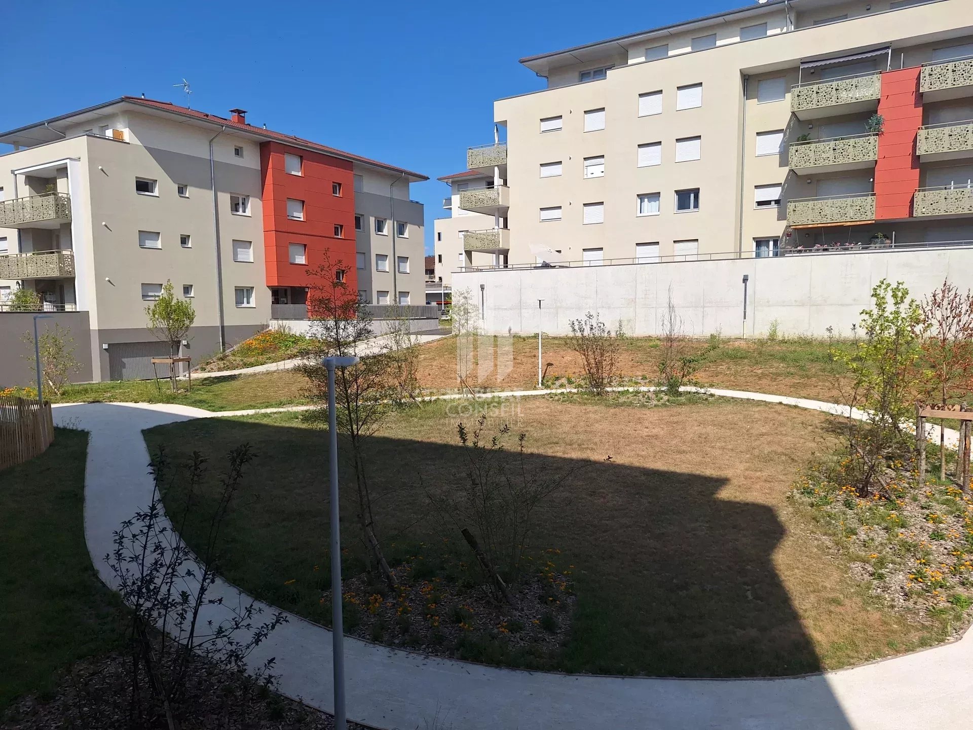 Agence immobilière de 