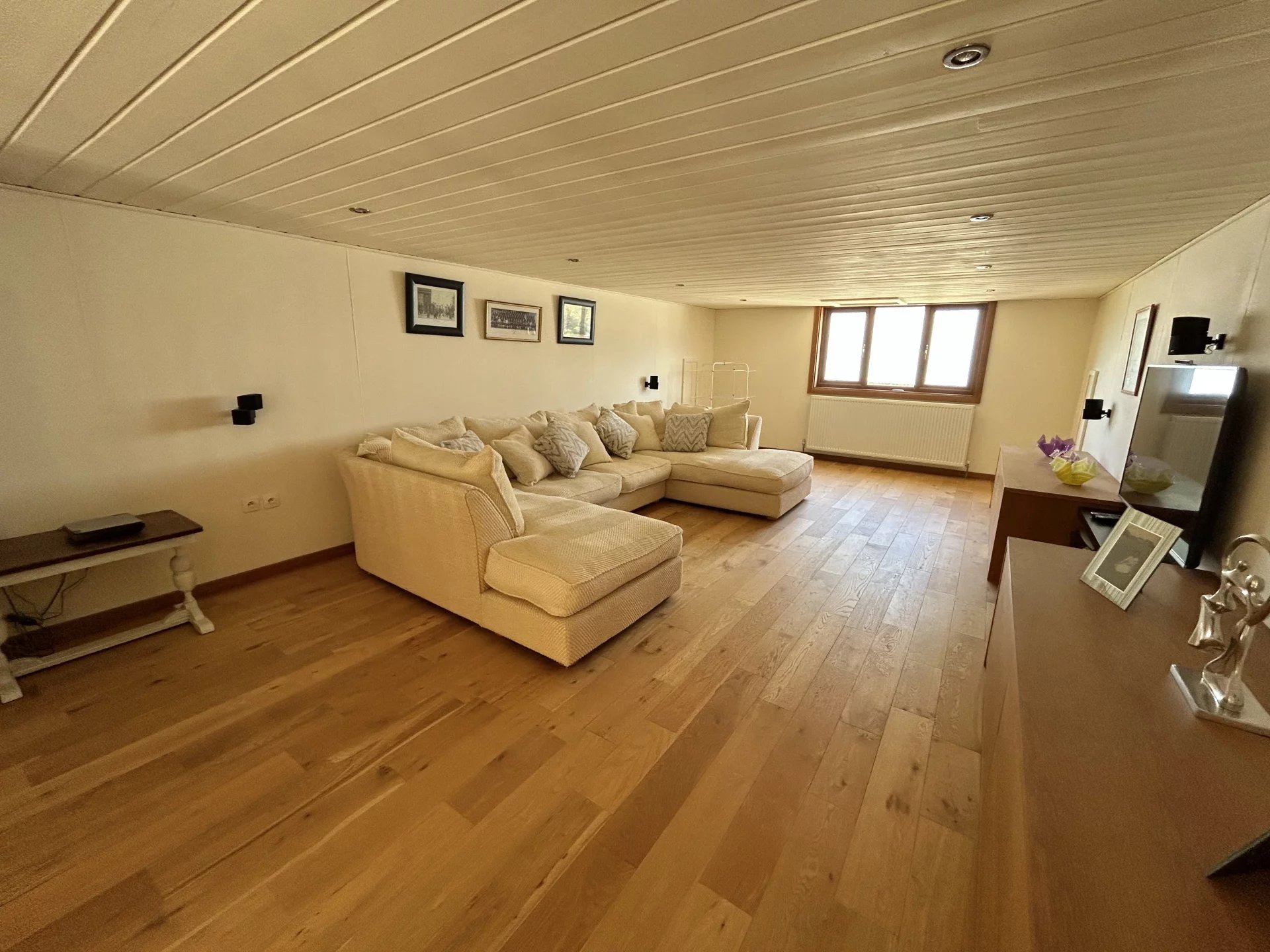 House in Saint-Romain - Image 4