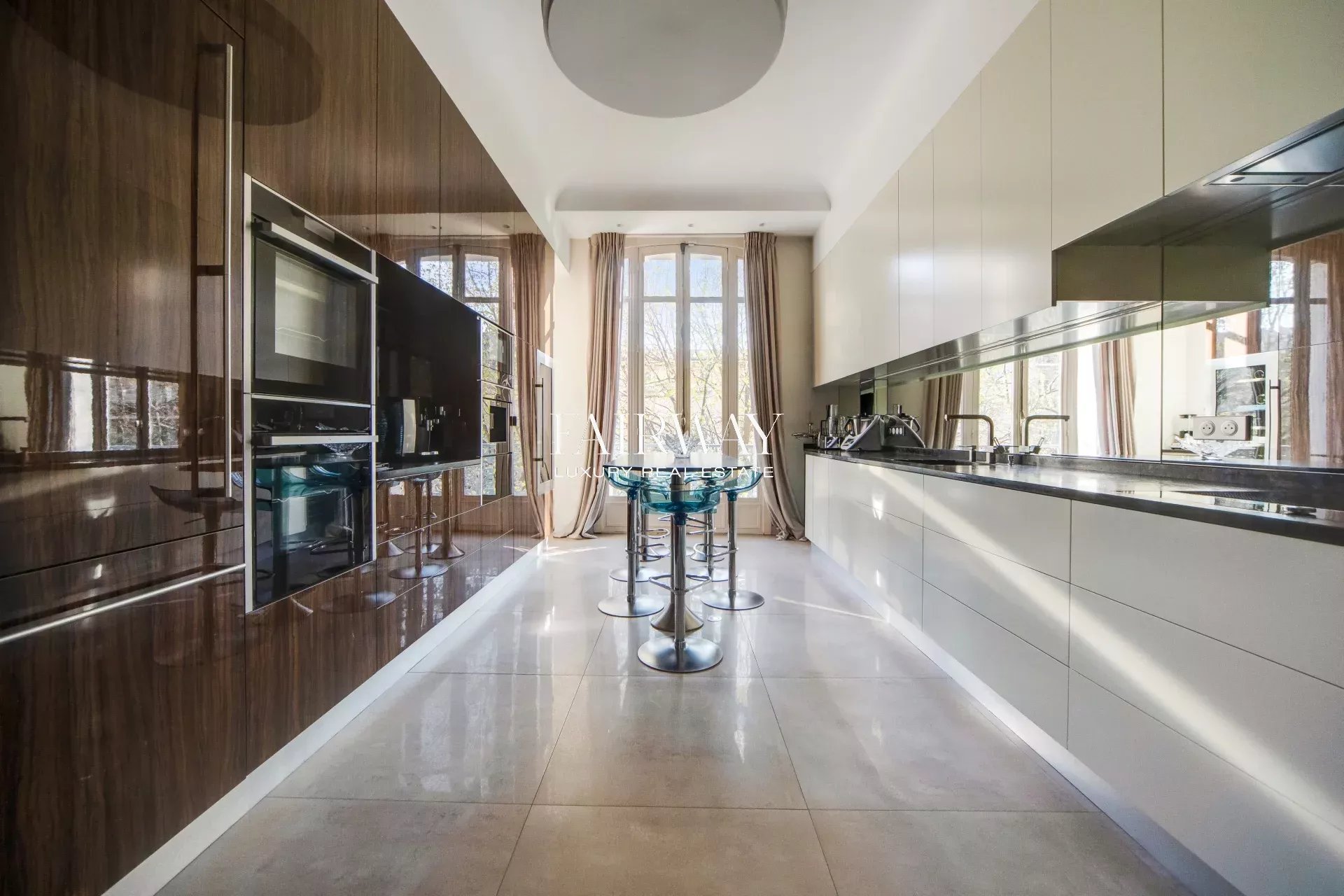 Appartement de prestige de 224m² avec 4 chambres dans le 11ème arrondissement de Paris