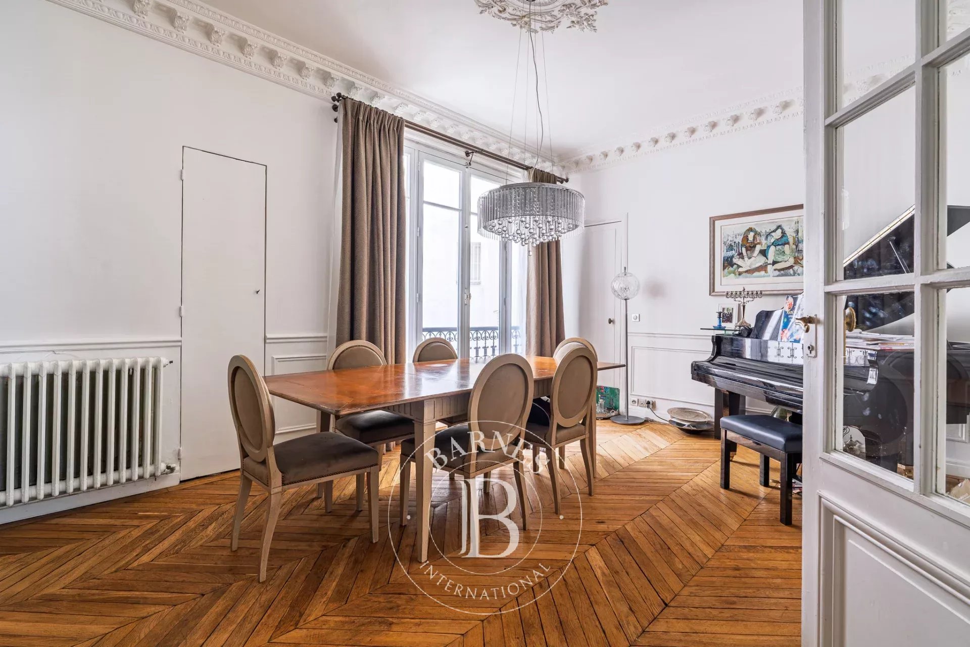 Paris  - Appartement 5 Pi&egrave;ces 3 Chambres - picture 8
