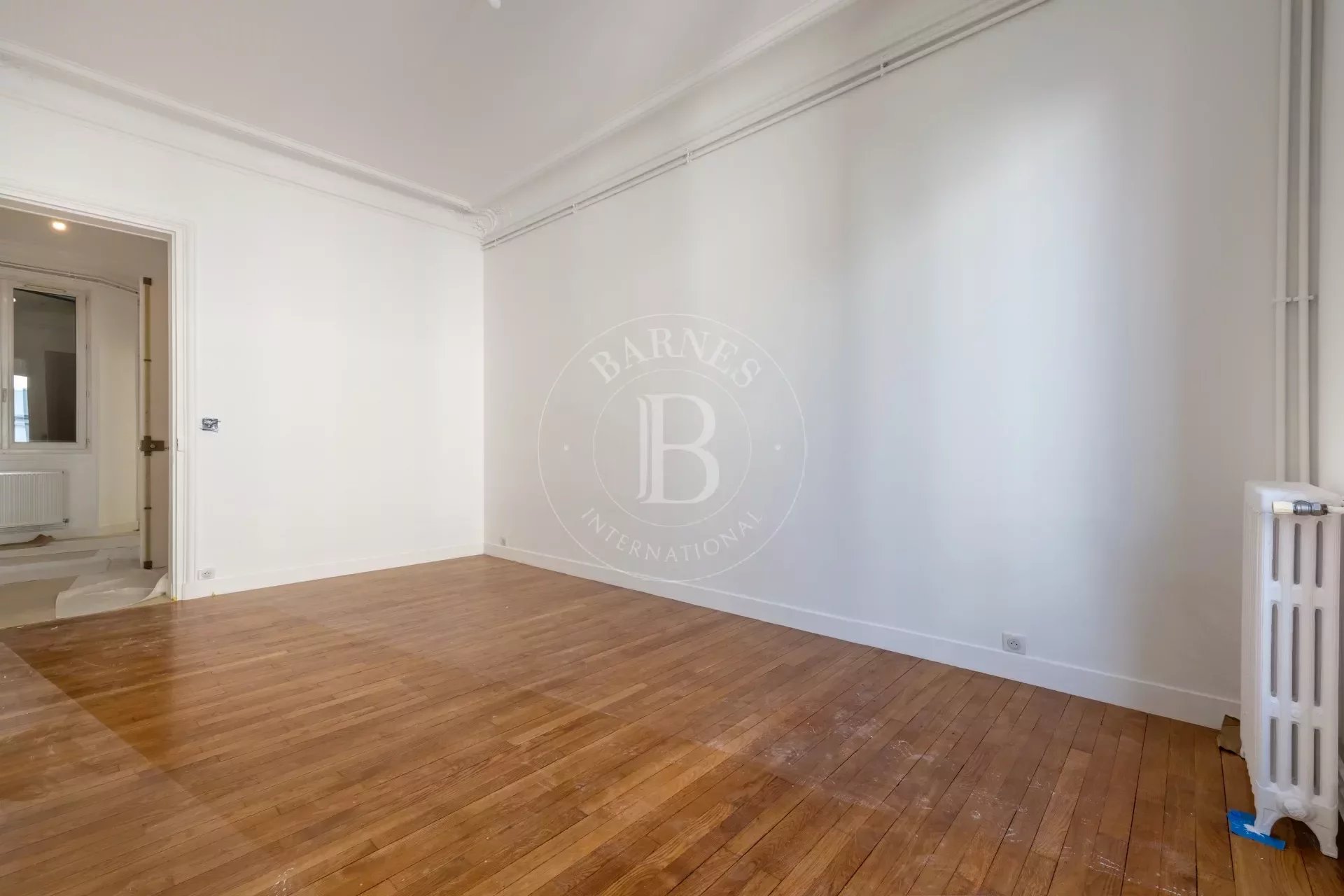 Daire Paris 3ème - picture 10