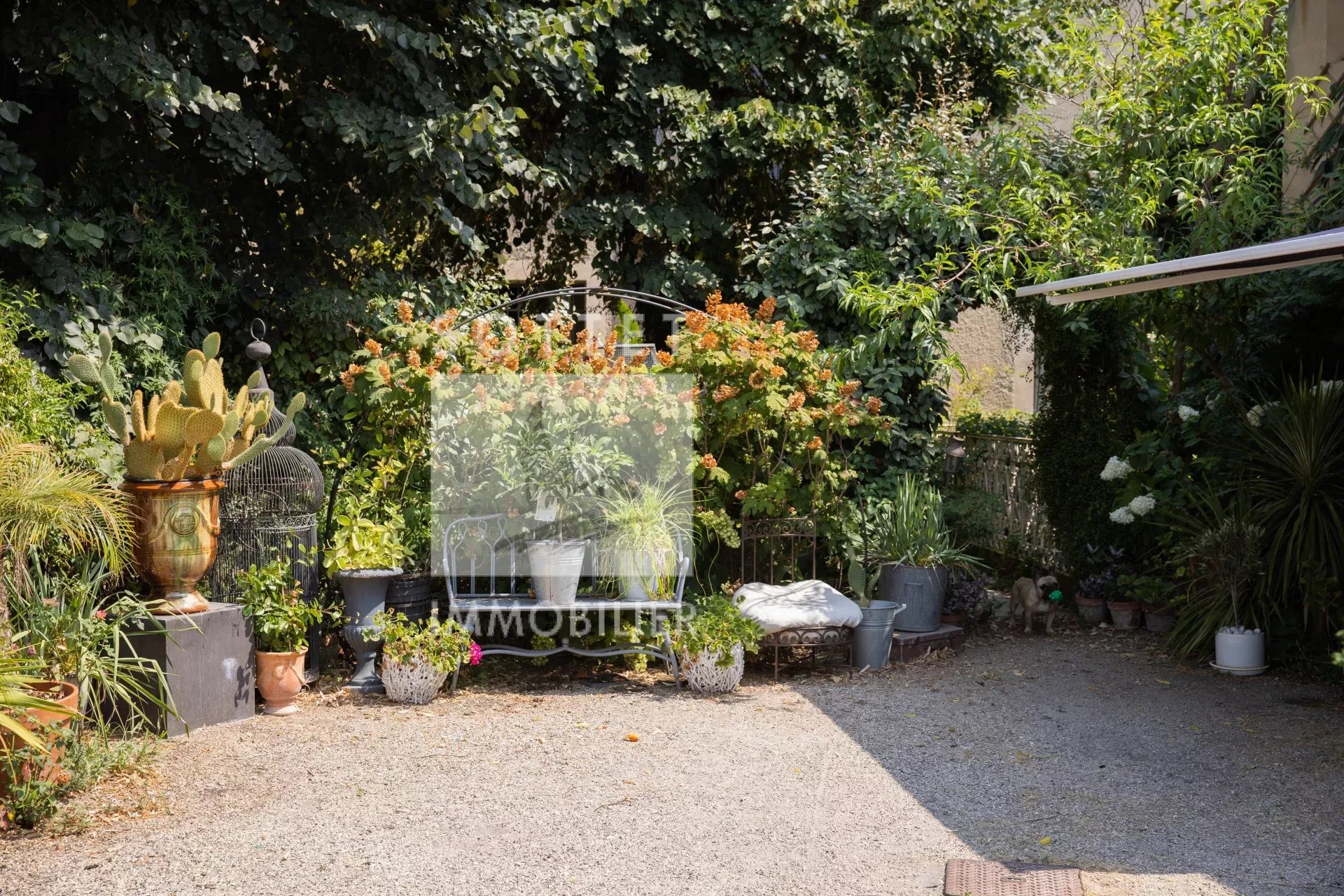 Agence immobilière de 