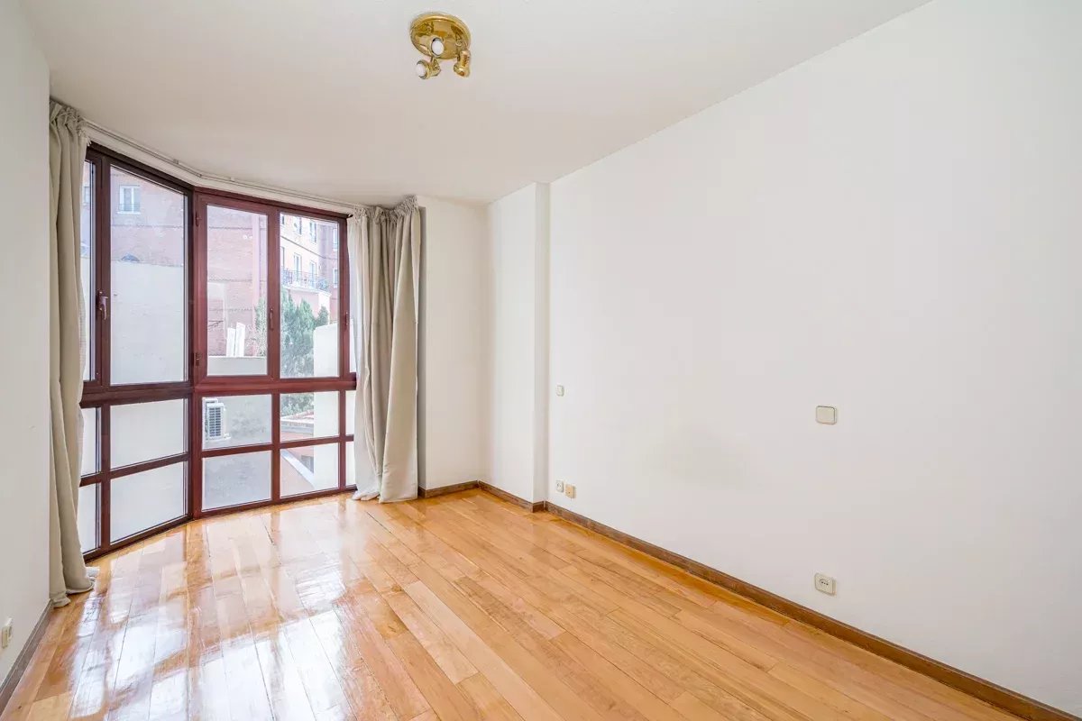 Daire Madrid - picture 8