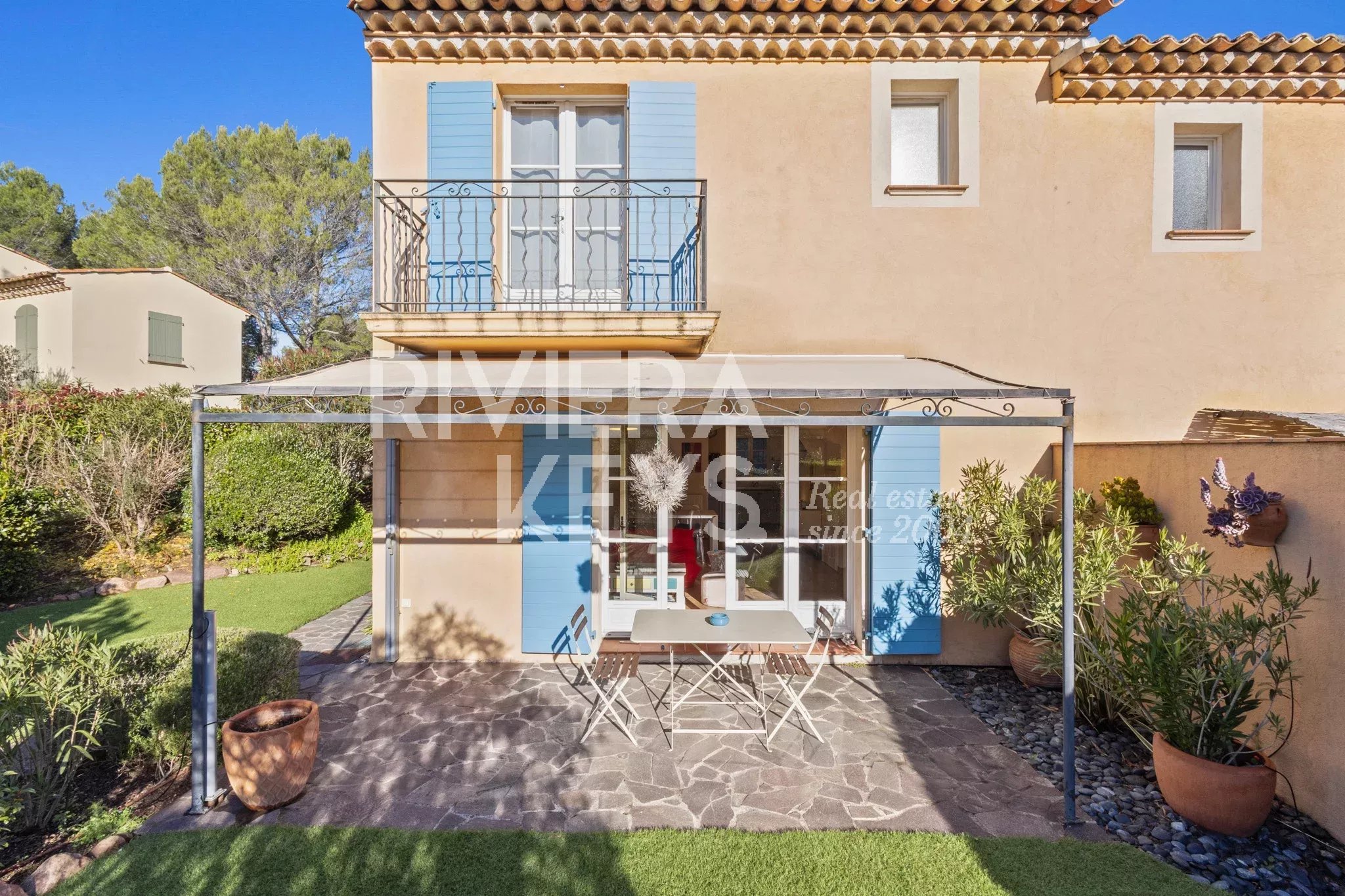 LA MOTTE-EN-PROVENCE: Charming 3-bedroom house, Saint-Endréol Golf & Spa Resort, pool