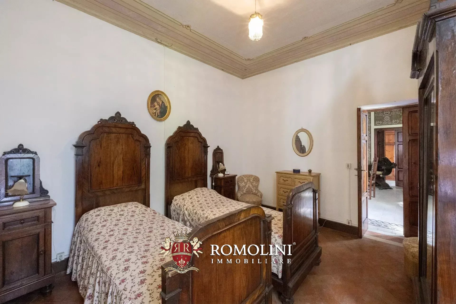 17 Bedroom Villa/Townhouse's Image 36